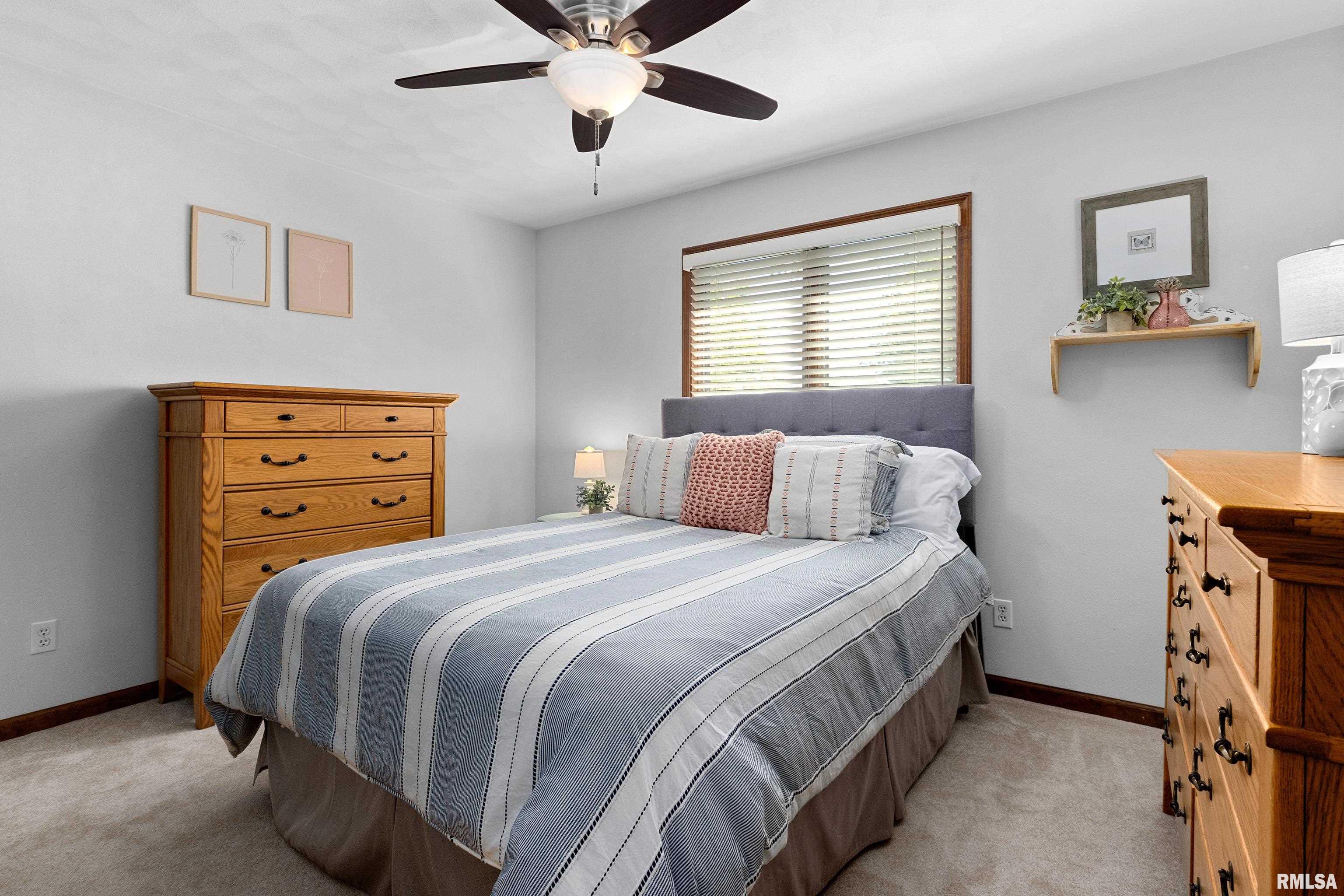 22 Oakcrest Drive, Pekin, Illinois image 33
