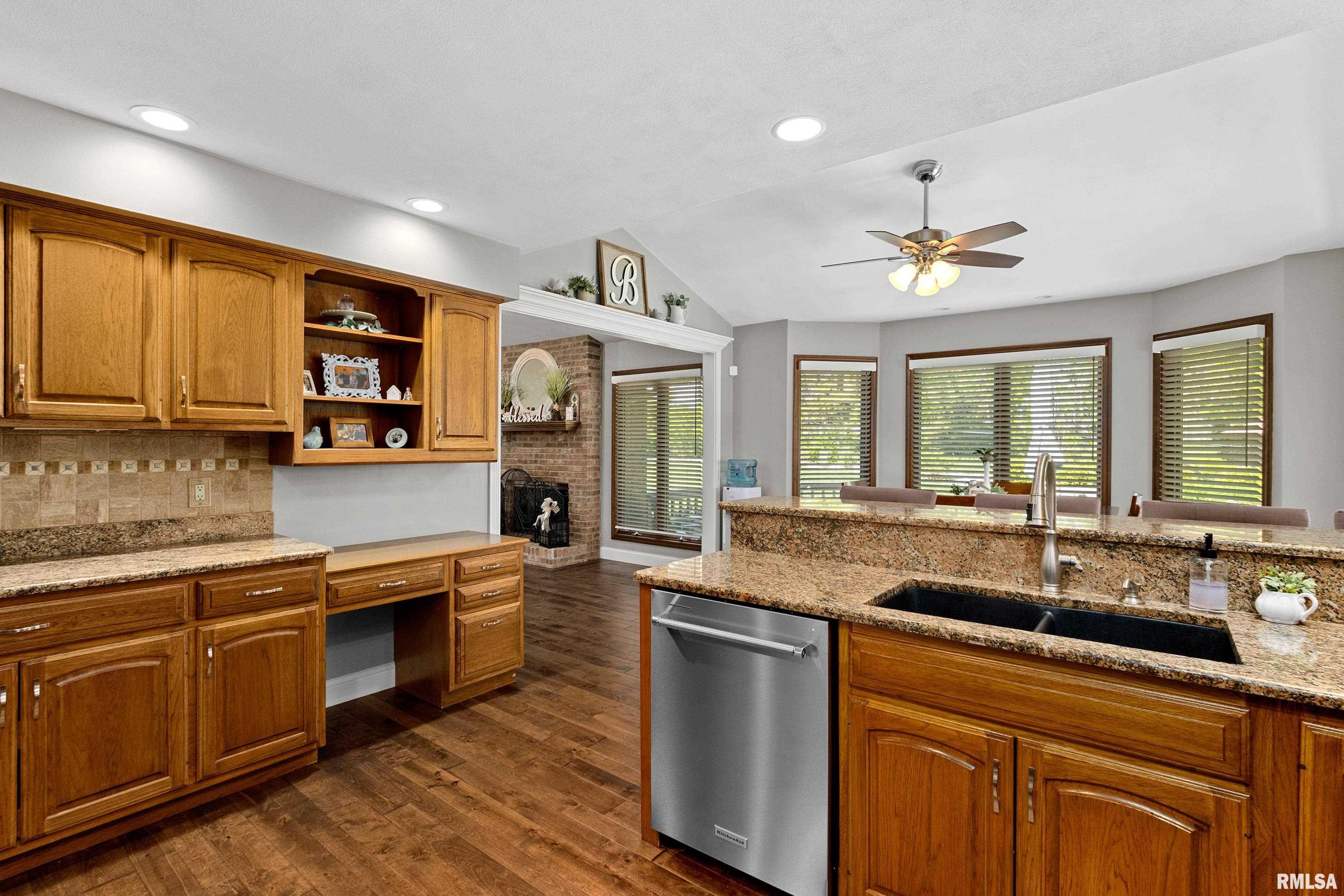 22 Oakcrest Drive, Pekin, Illinois image 24