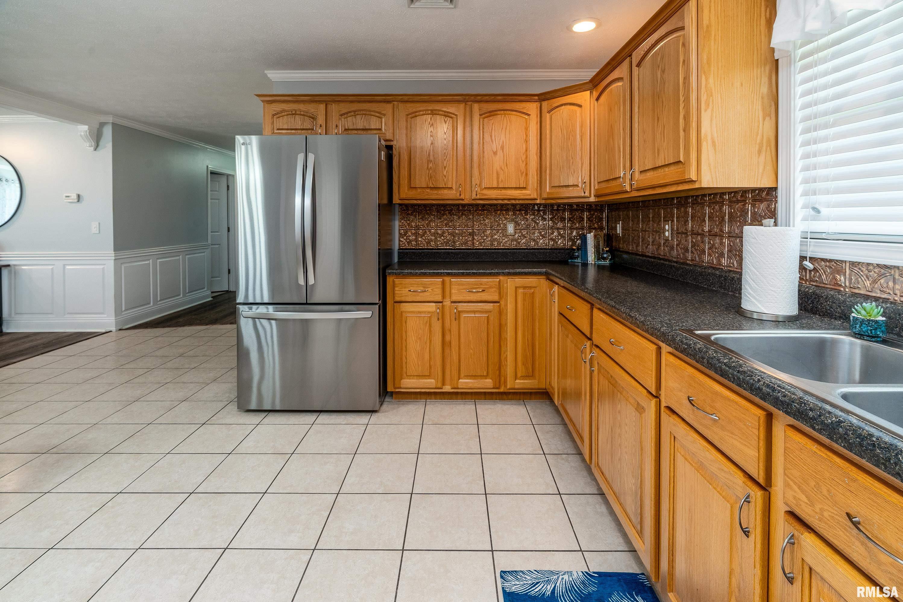 11293 Nora Lane, Carterville, Illinois image 13