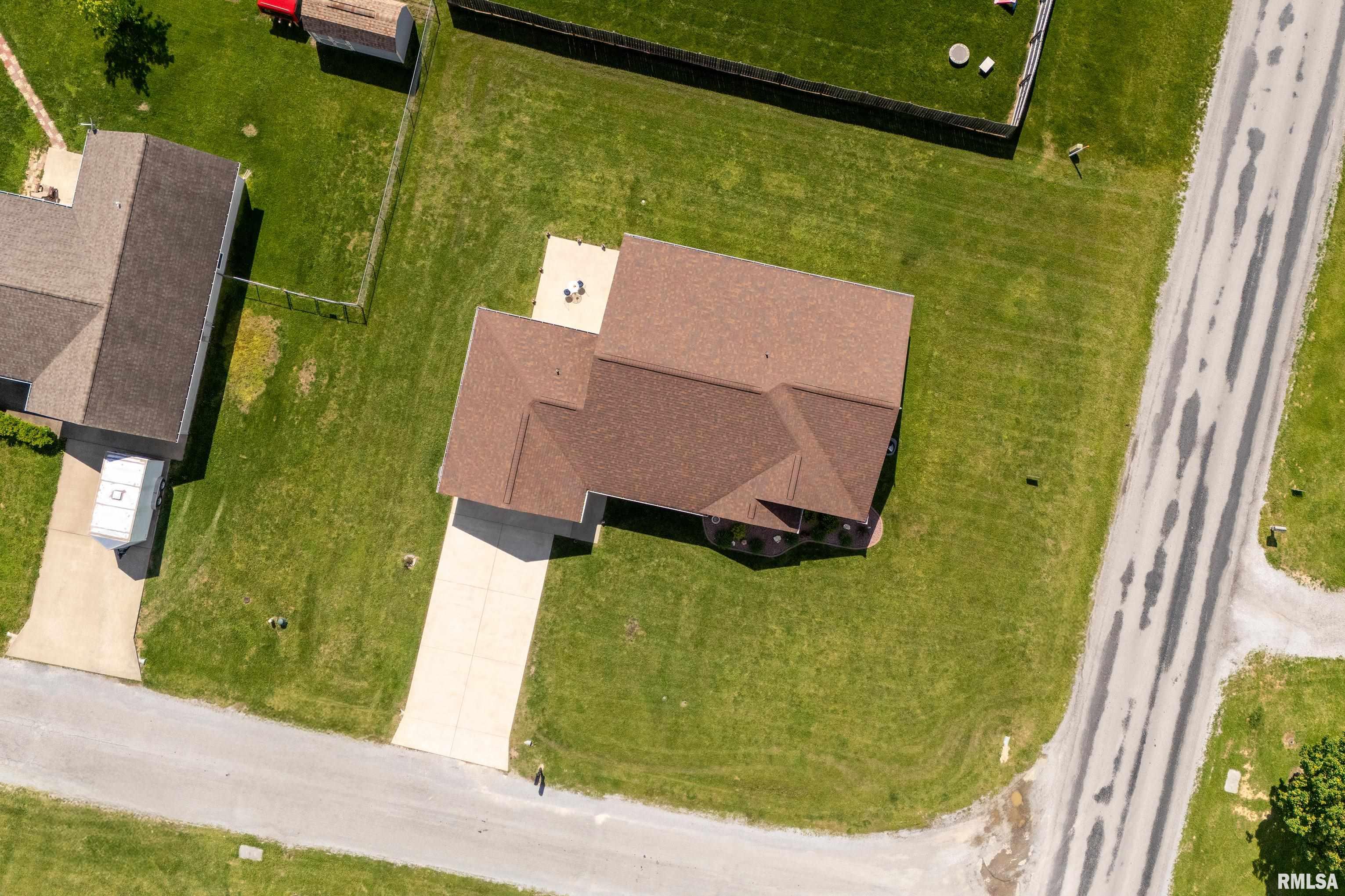 11293 Nora Lane, Carterville, Illinois image 32