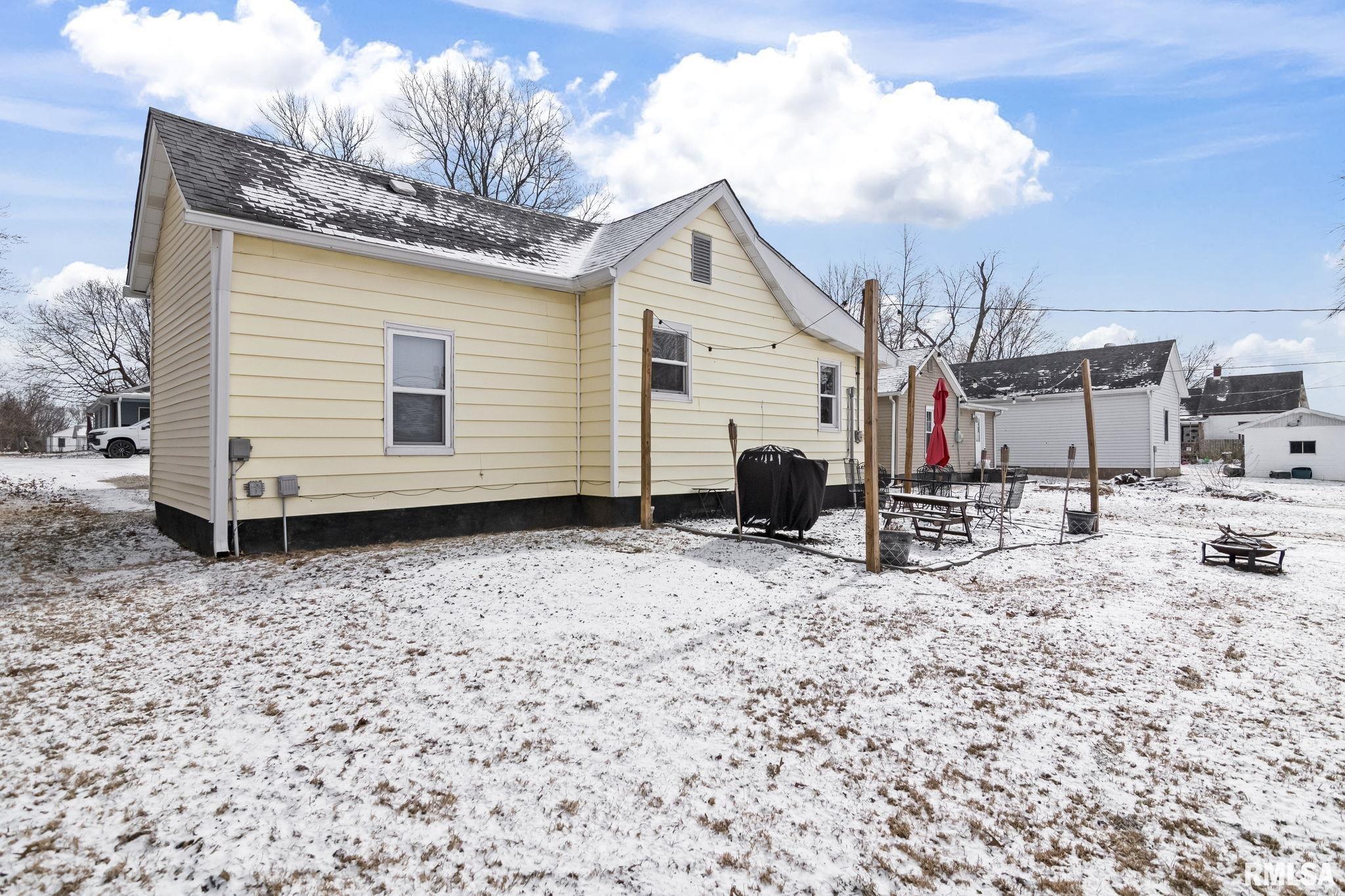 318 S Curtis Street, Edinburg, Illinois image 30