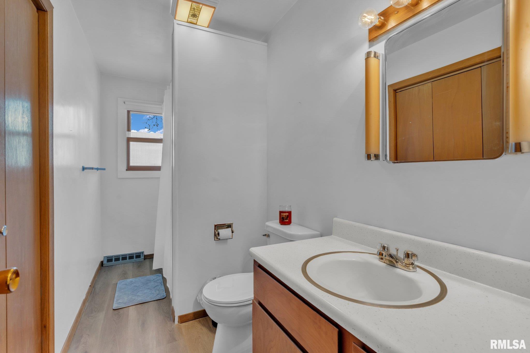 1370 120th Avenue, Joy, Illinois image 10