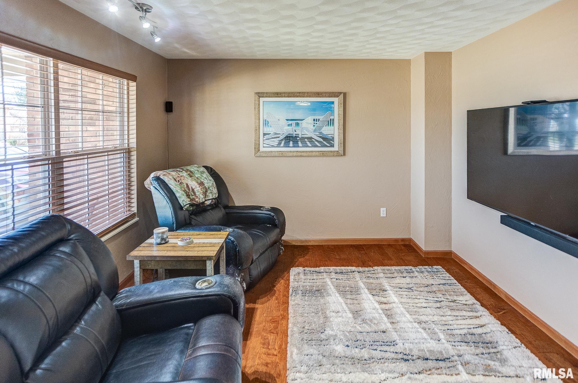 1243 Quail Ridge Court, Shiloh, Illinois image 3
