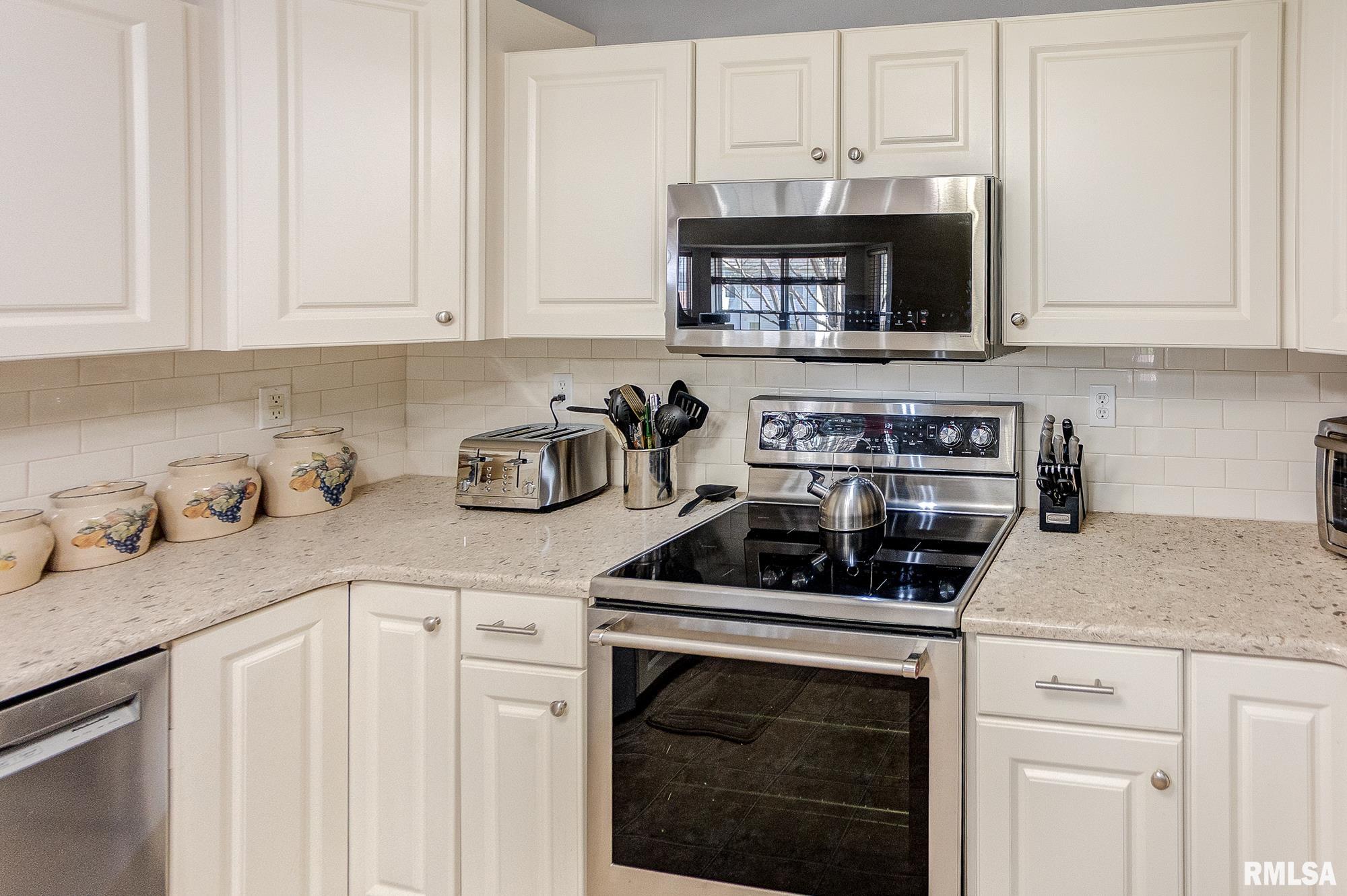 1243 Quail Ridge Court, Shiloh, Illinois image 17
