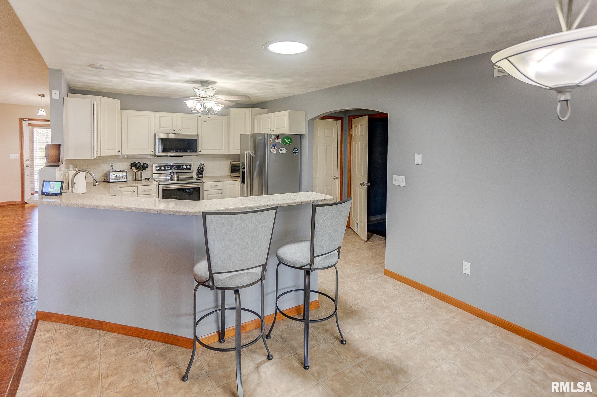 1243 Quail Ridge Court, Shiloh, Illinois image 12