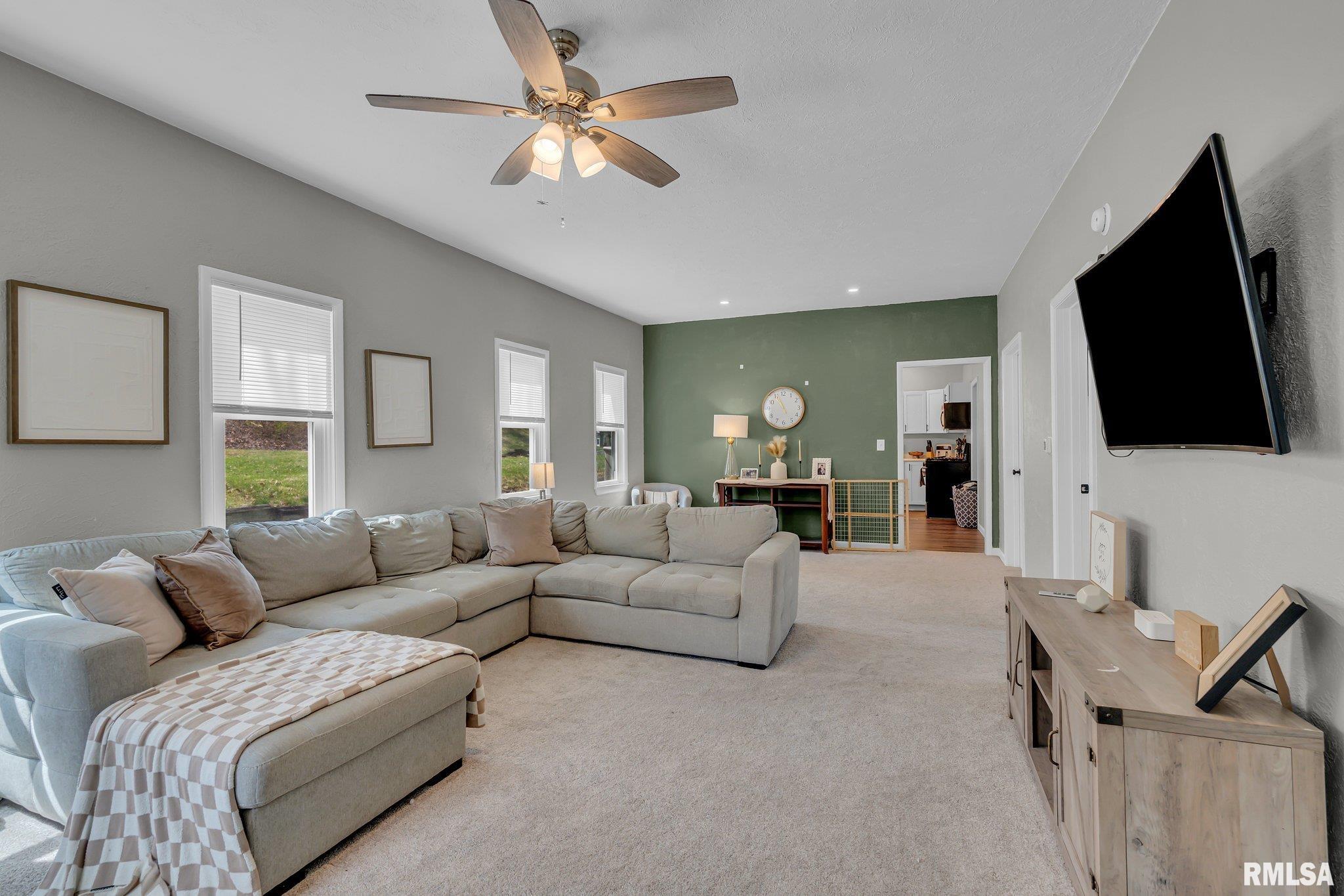 546 31st Street, Rock Island, Illinois image 4