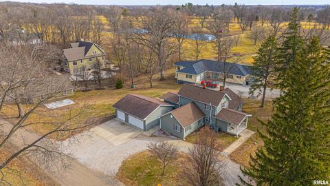 Homes For Sale - 1528 Forest Hills Road<br/> Logan County, Lincoln, IL 62656