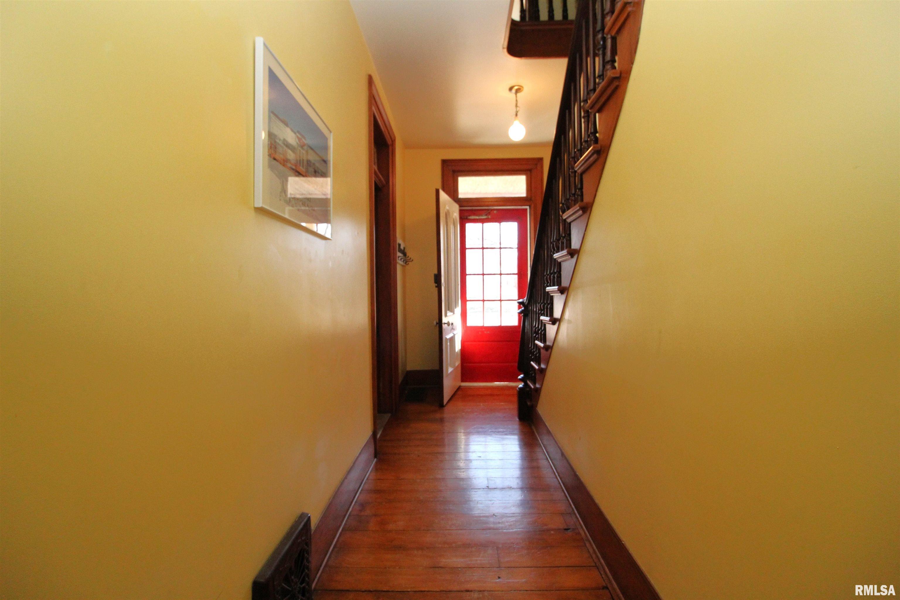 301 E Jefferson Street, Washington, Illinois image 11