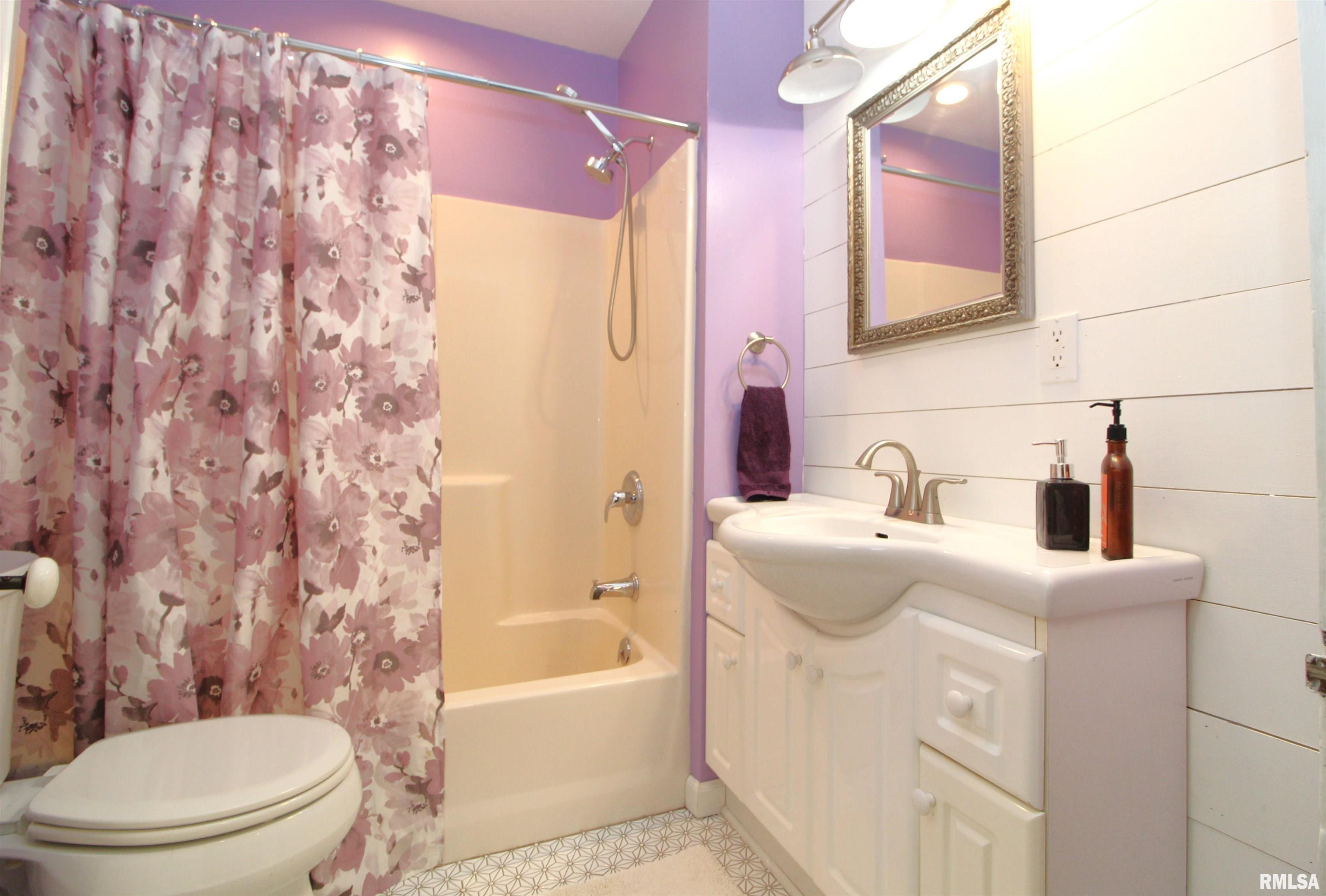 301 E Jefferson Street, Washington, Illinois image 31