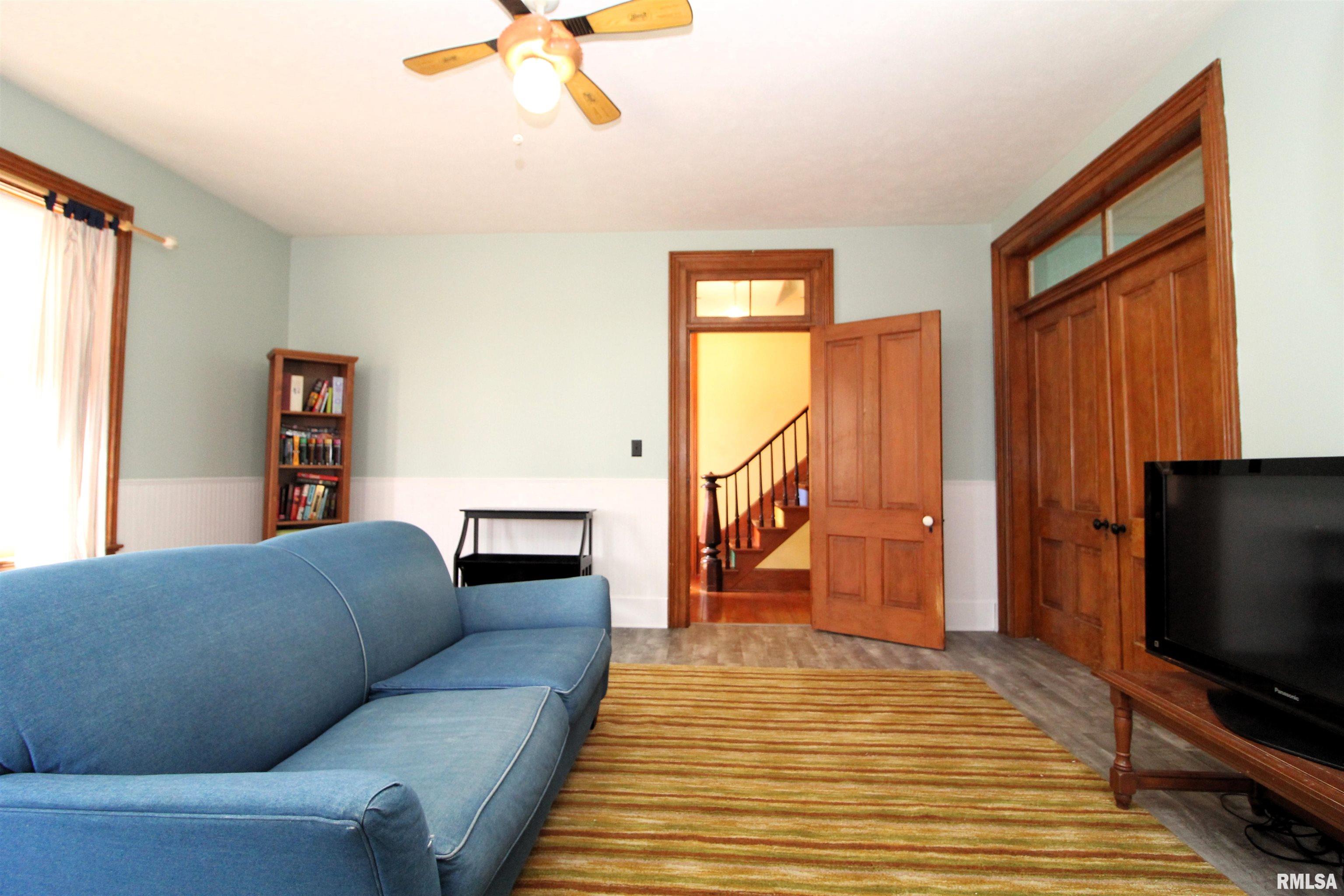 301 E Jefferson Street, Washington, Illinois image 15