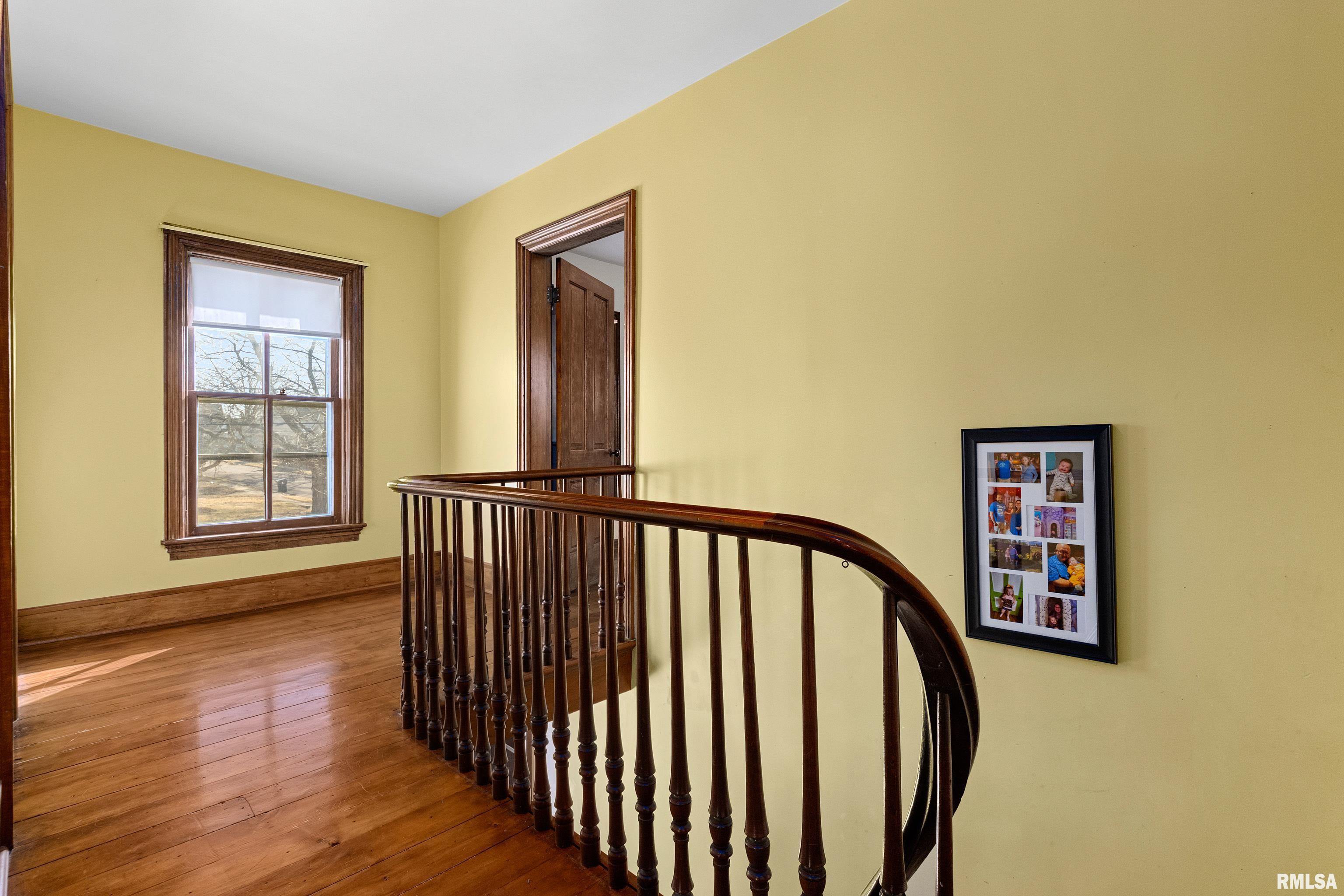 301 E Jefferson Street, Washington, Illinois image 17