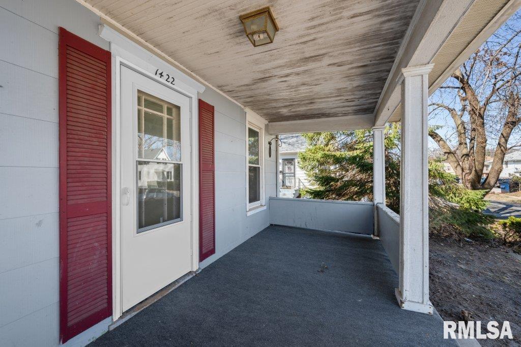 1422 41st Street, Rock Island, Illinois image 3