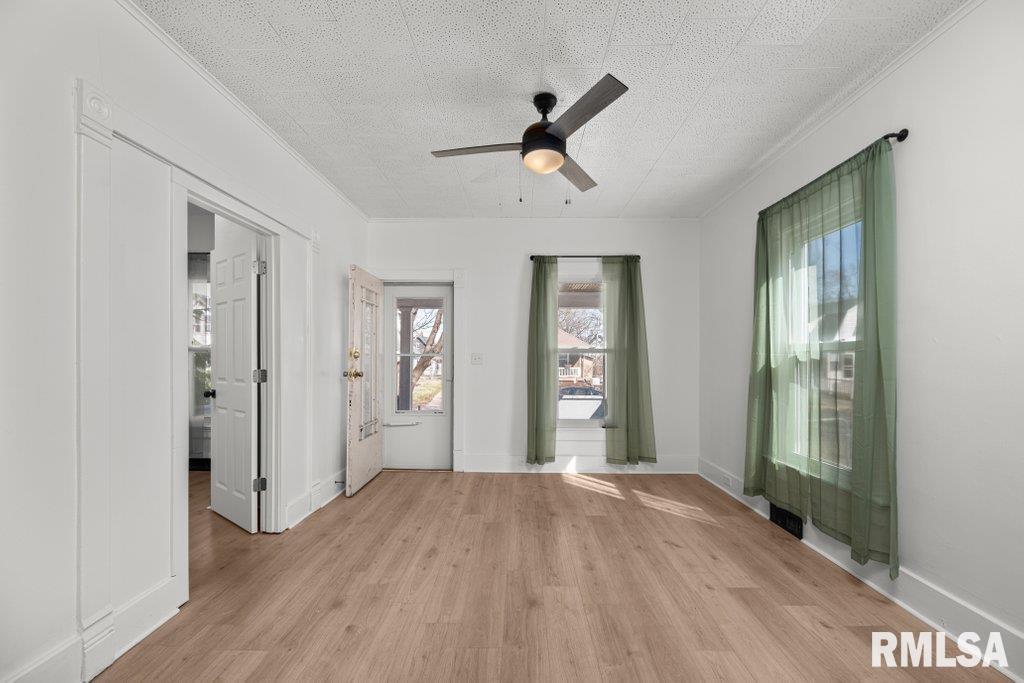 1422 41st Street, Rock Island, Illinois image 5