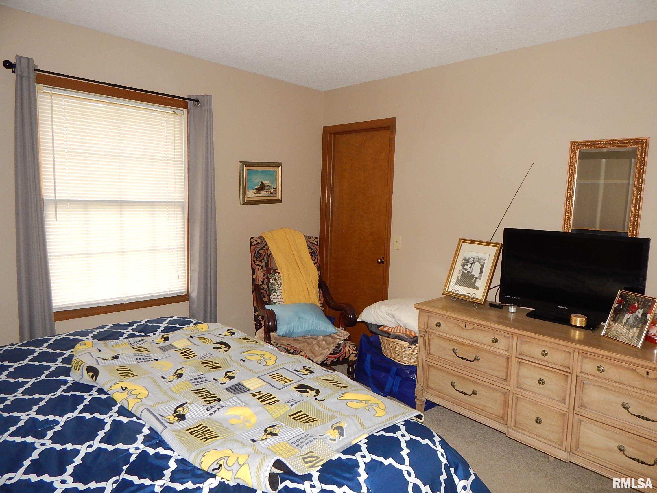 3803 Windsor Pines Court, Davenport, Iowa image 11
