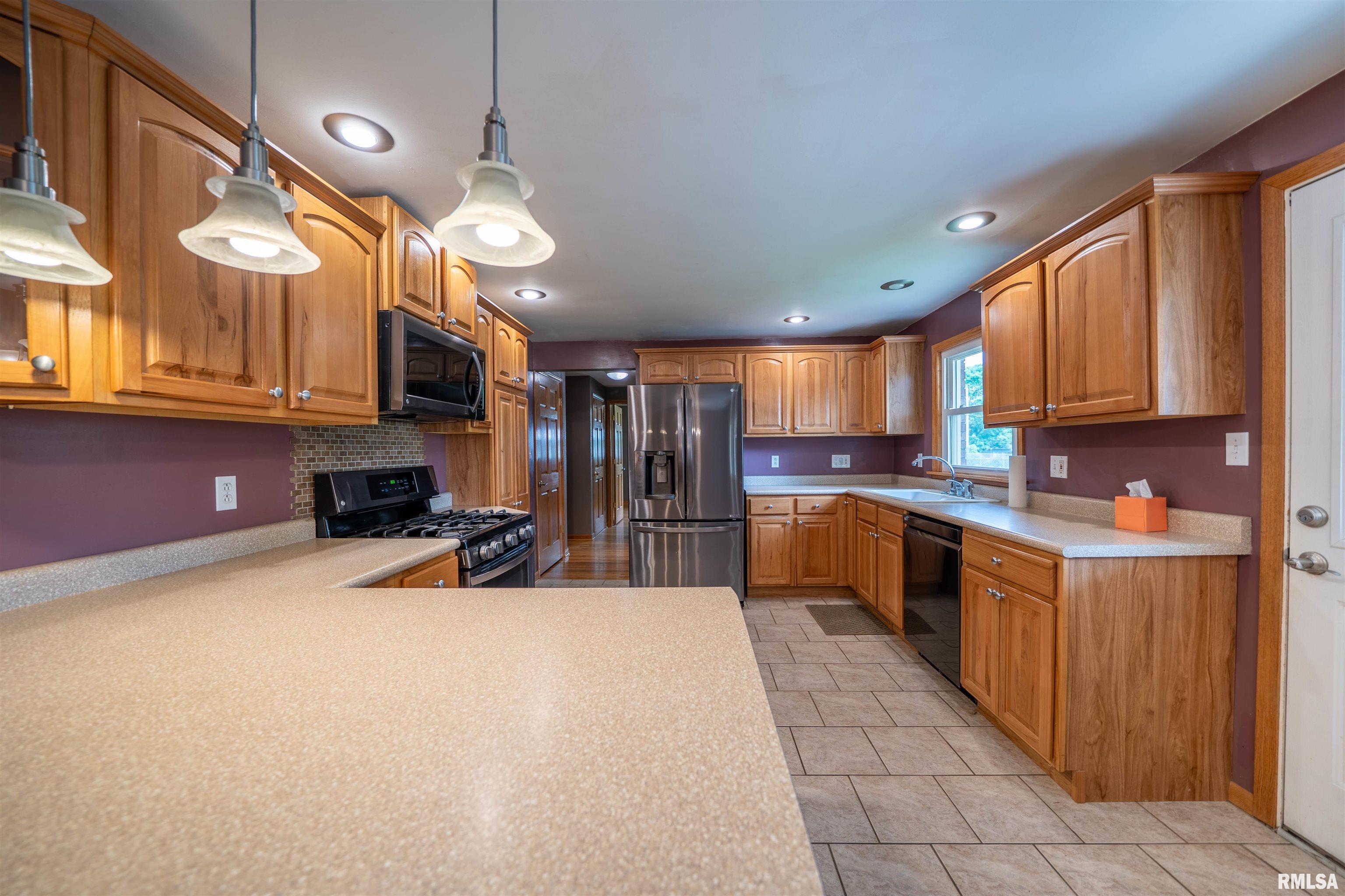 230 E Fernwood Street, Morton, Illinois image 10