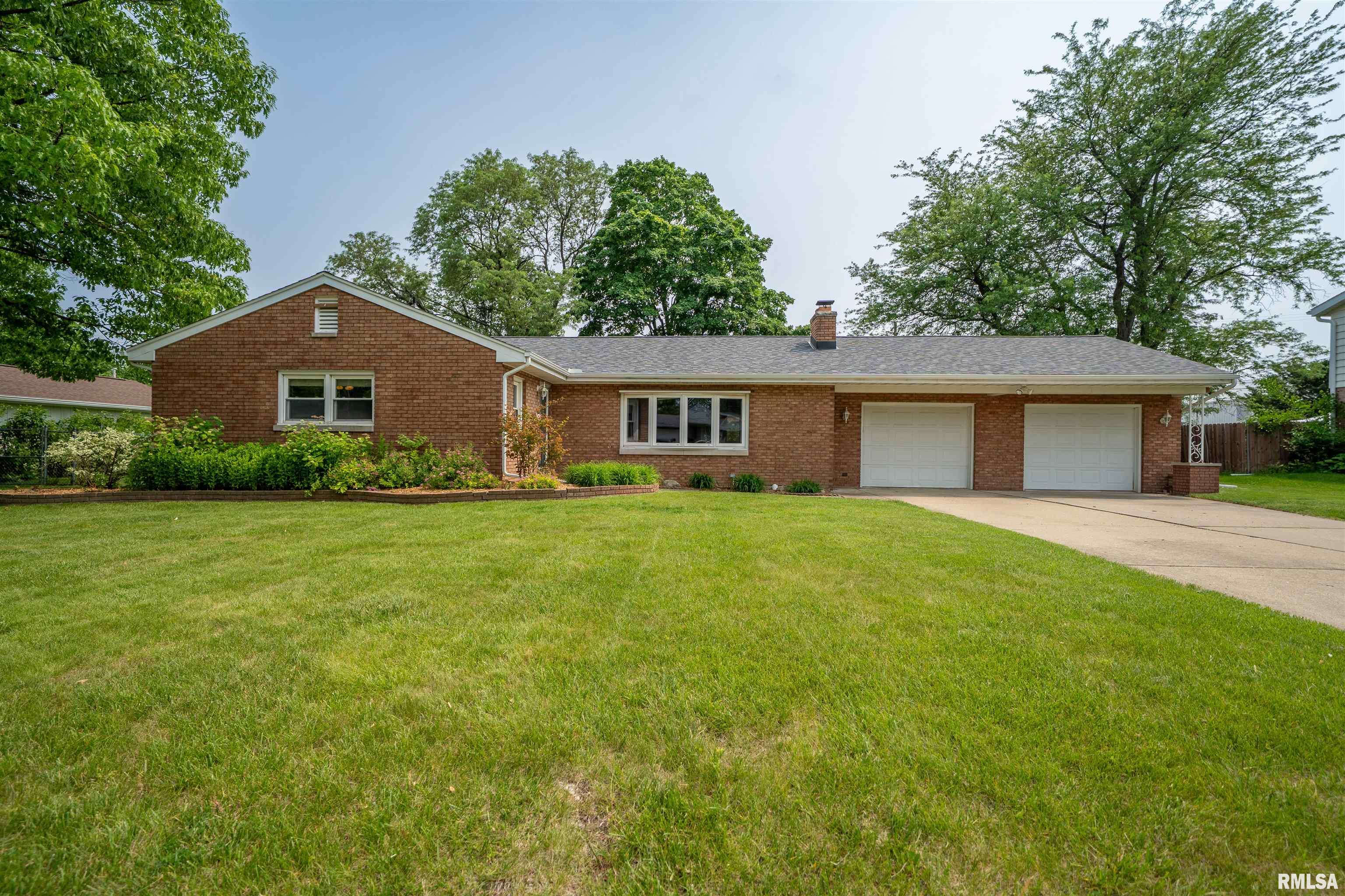 230 E Fernwood Street, Morton, Illinois image 1