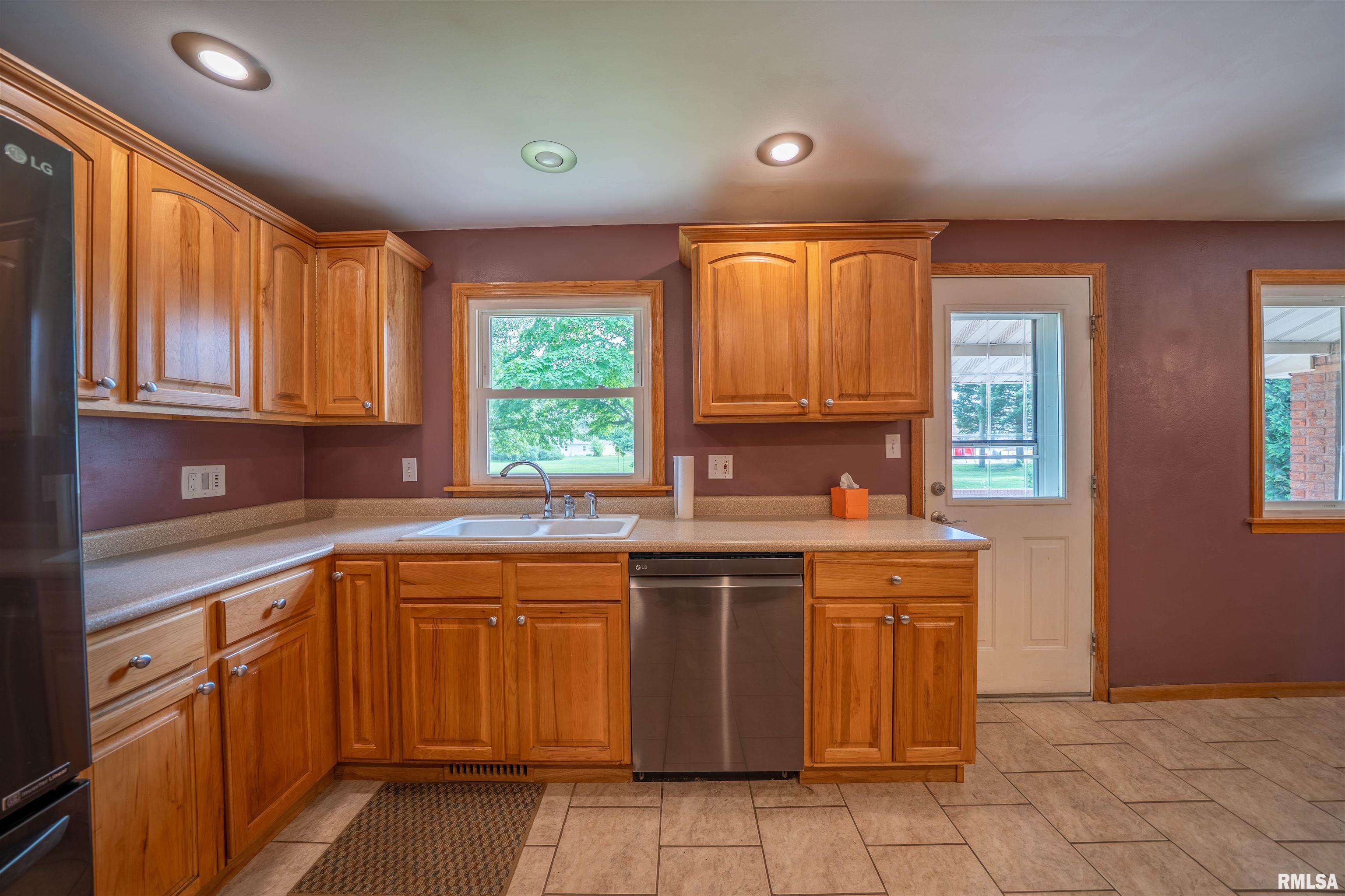 230 E Fernwood Street, Morton, Illinois image 12