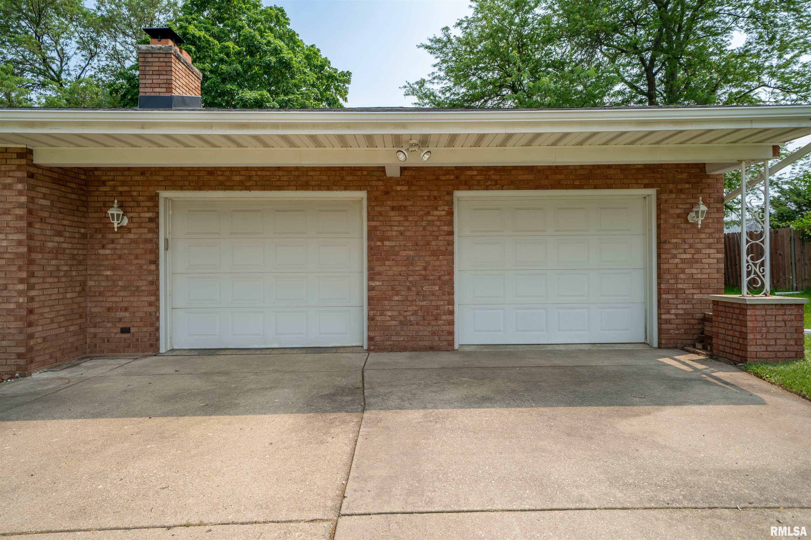 230 E Fernwood Street, Morton, Illinois image 3