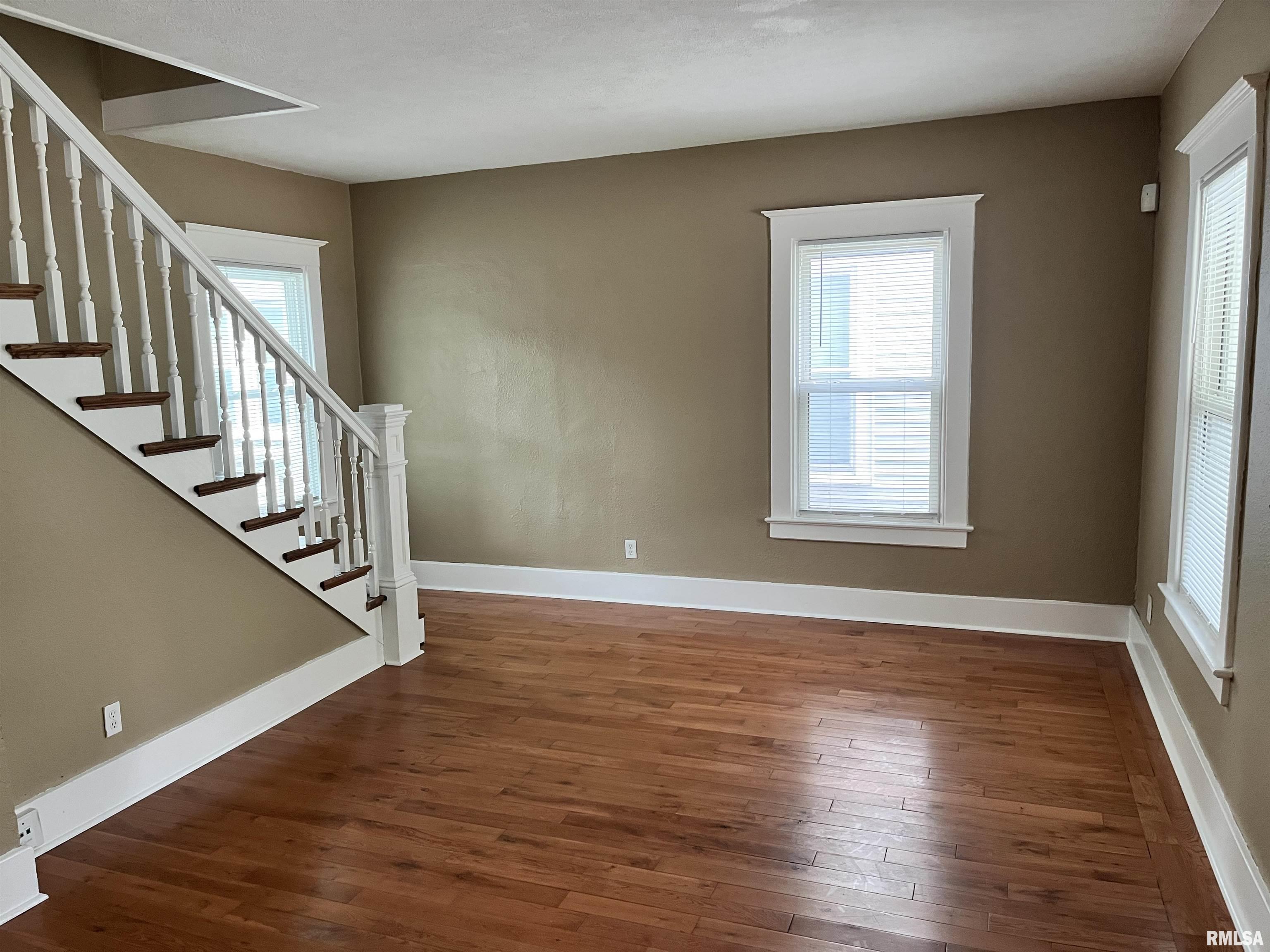 626 W Edwards Street, Springfield, Illinois image 7
