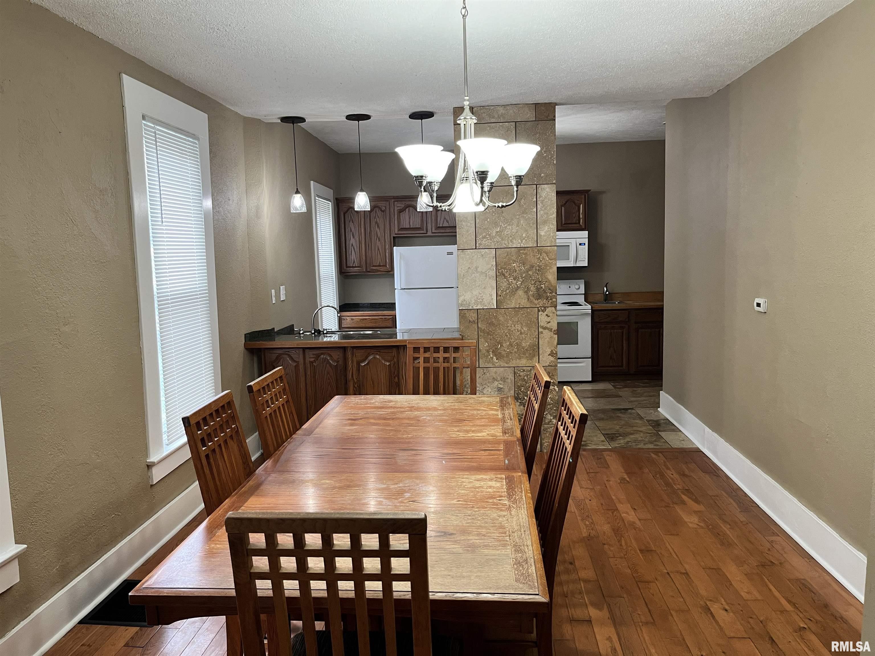 626 W Edwards Street, Springfield, Illinois image 3