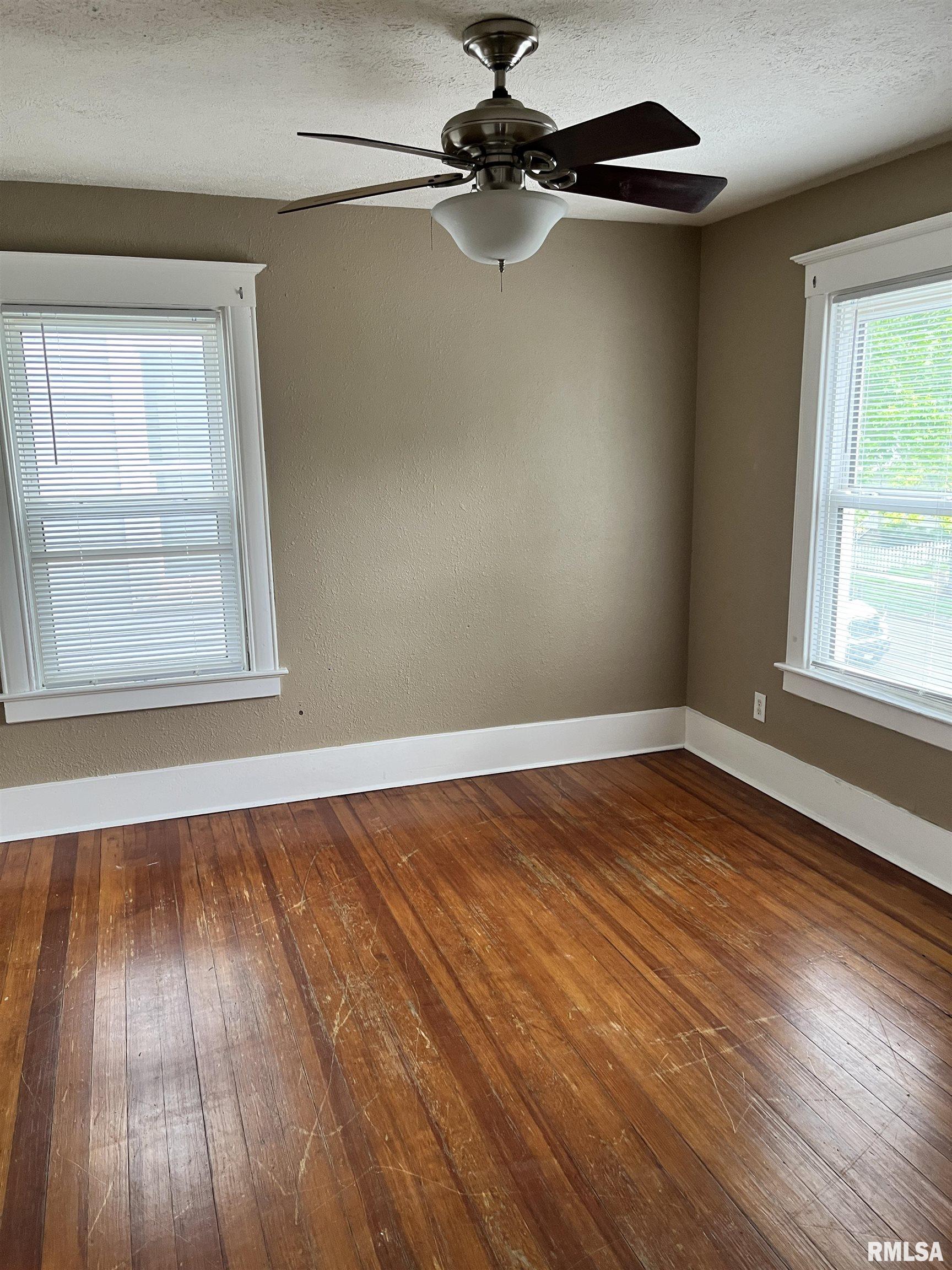 626 W Edwards Street, Springfield, Illinois image 8