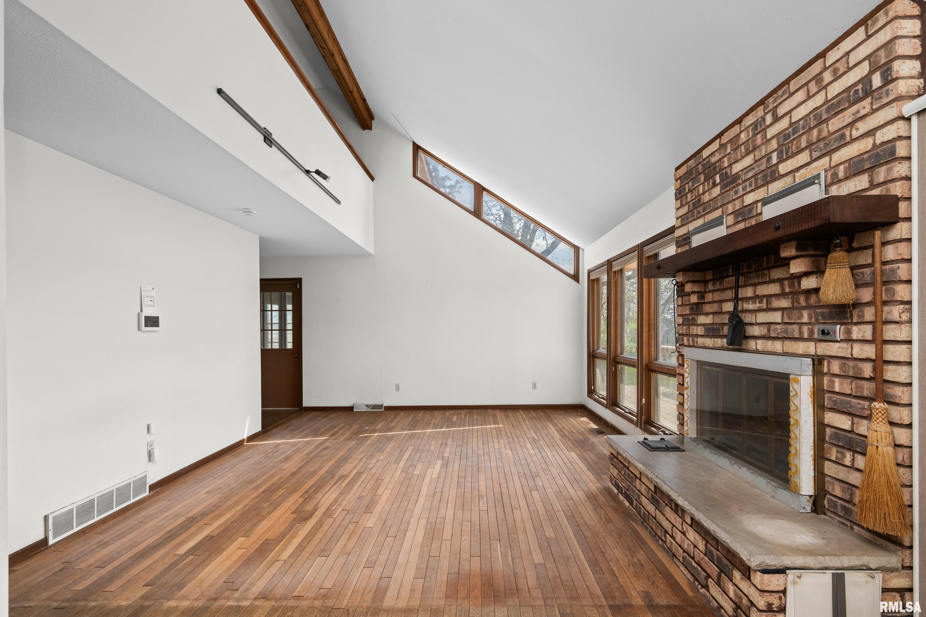 11816 N 84 Highway, Port Byron, Illinois image 10