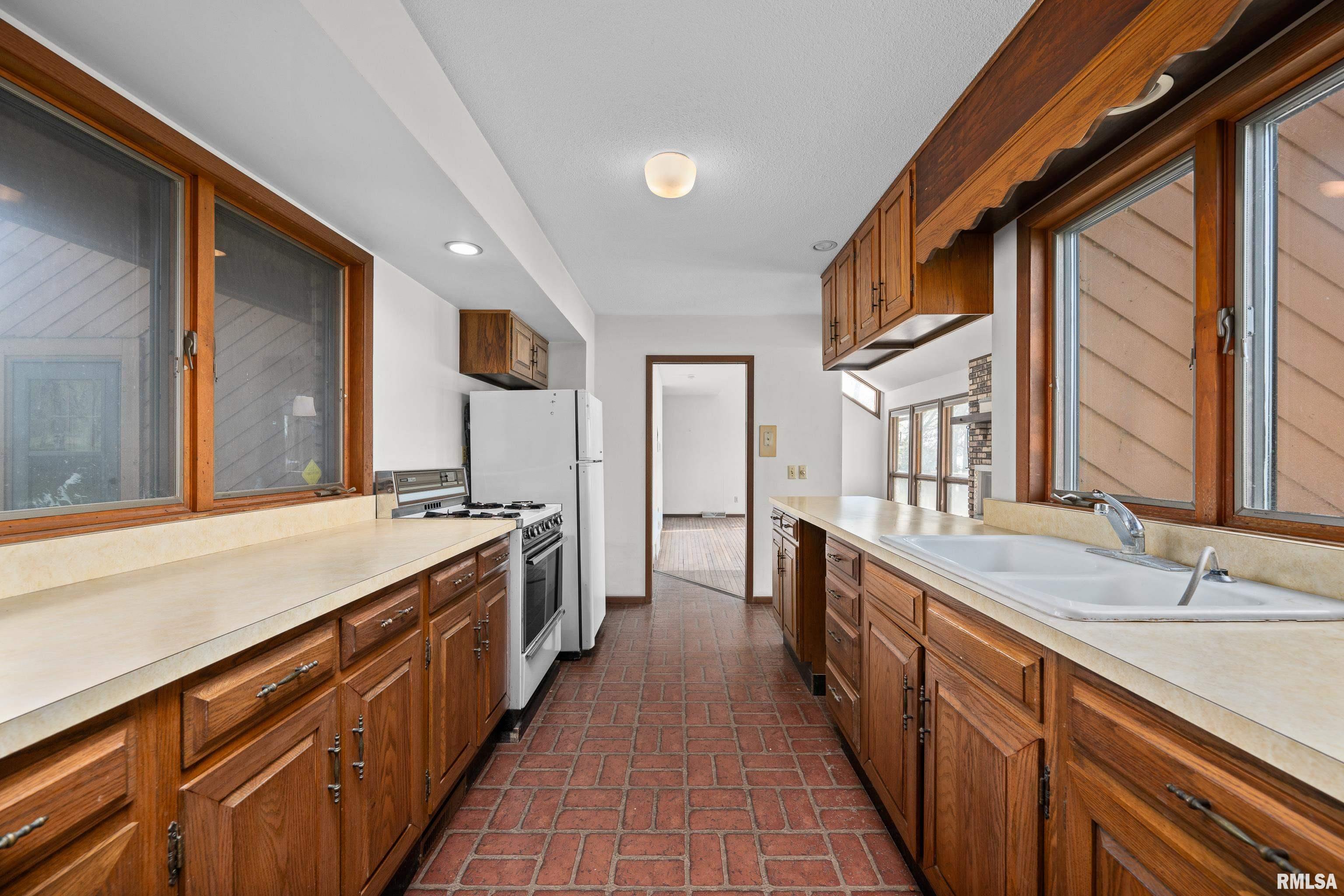 11816 N 84 Highway, Port Byron, Illinois image 14