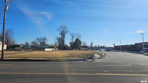 Vacant Land For Sale - 2107 W Main Street<br/> Marion, IL 62959