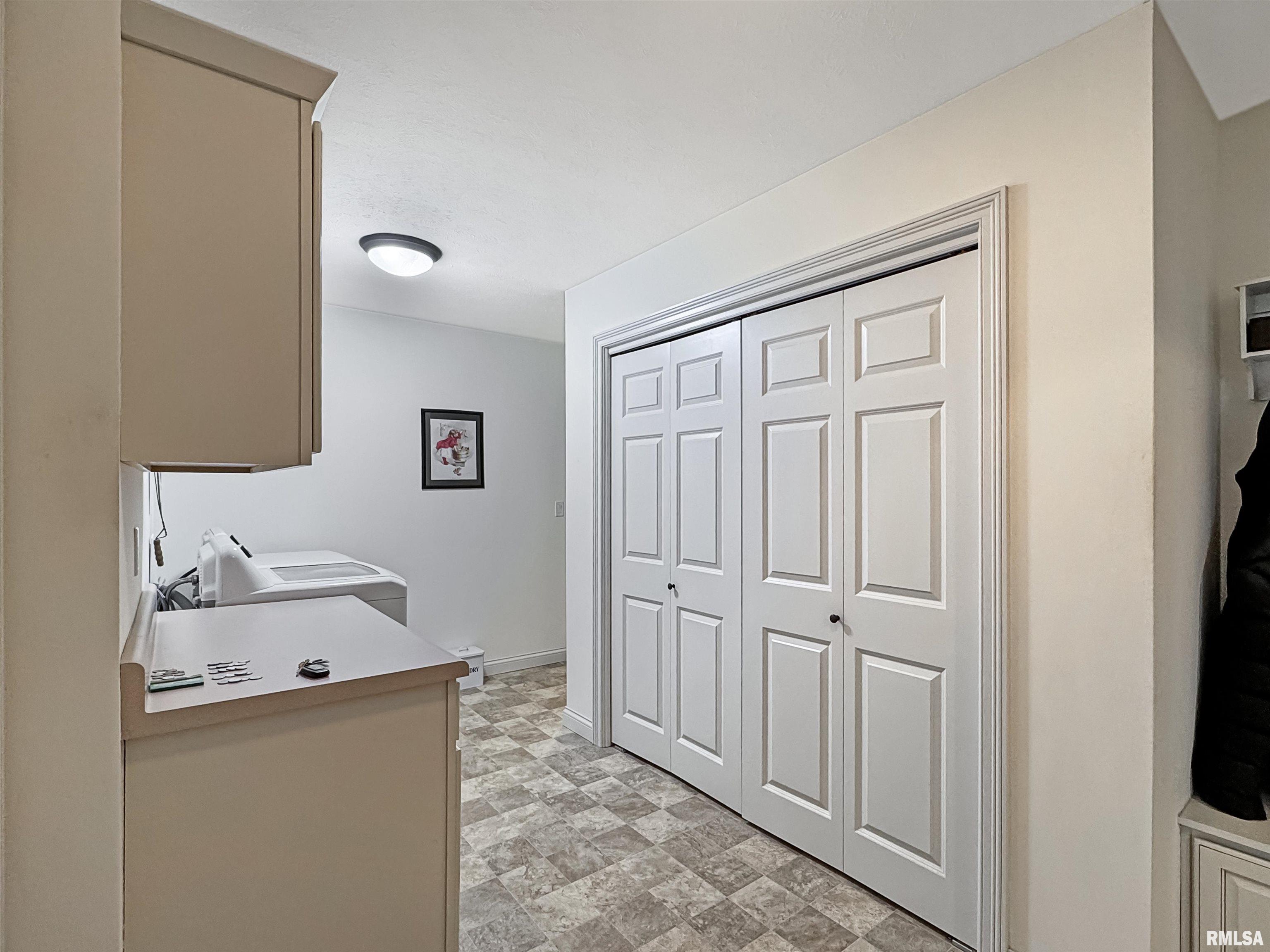 221 Lake Pointe Drive, Goodfield, Illinois image 32