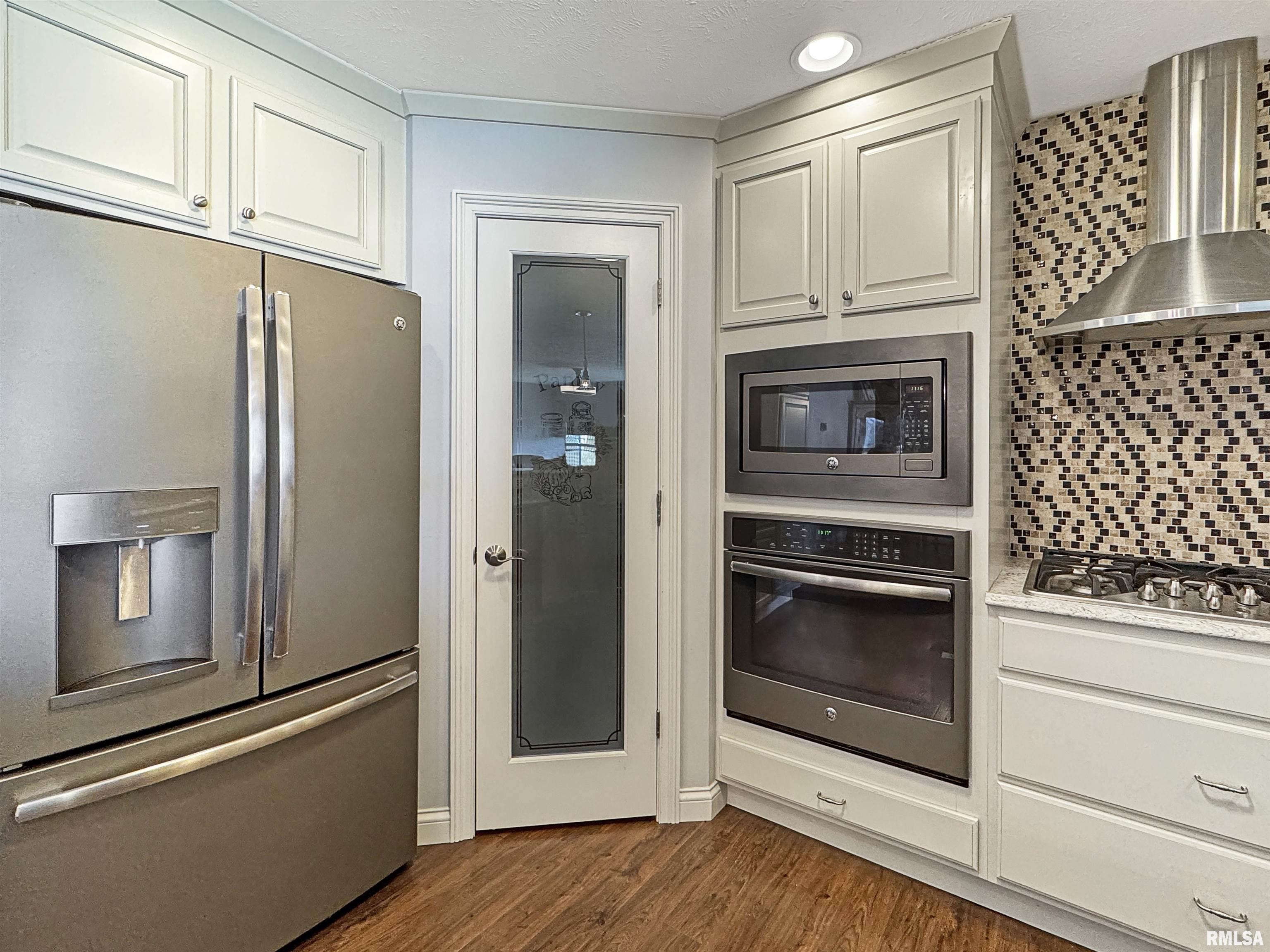 221 Lake Pointe Drive, Goodfield, Illinois image 12