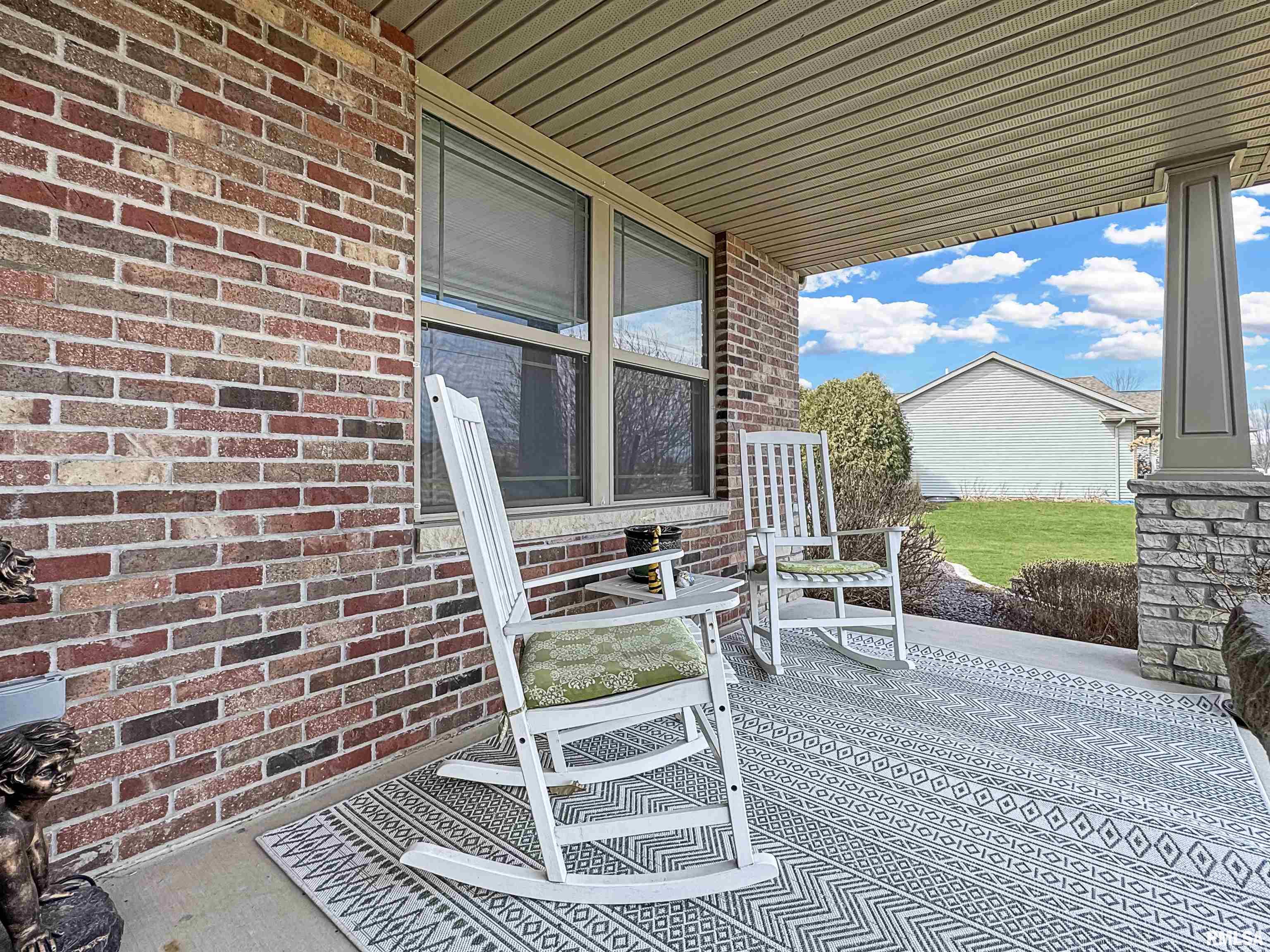 221 Lake Pointe Drive, Goodfield, Illinois image 4