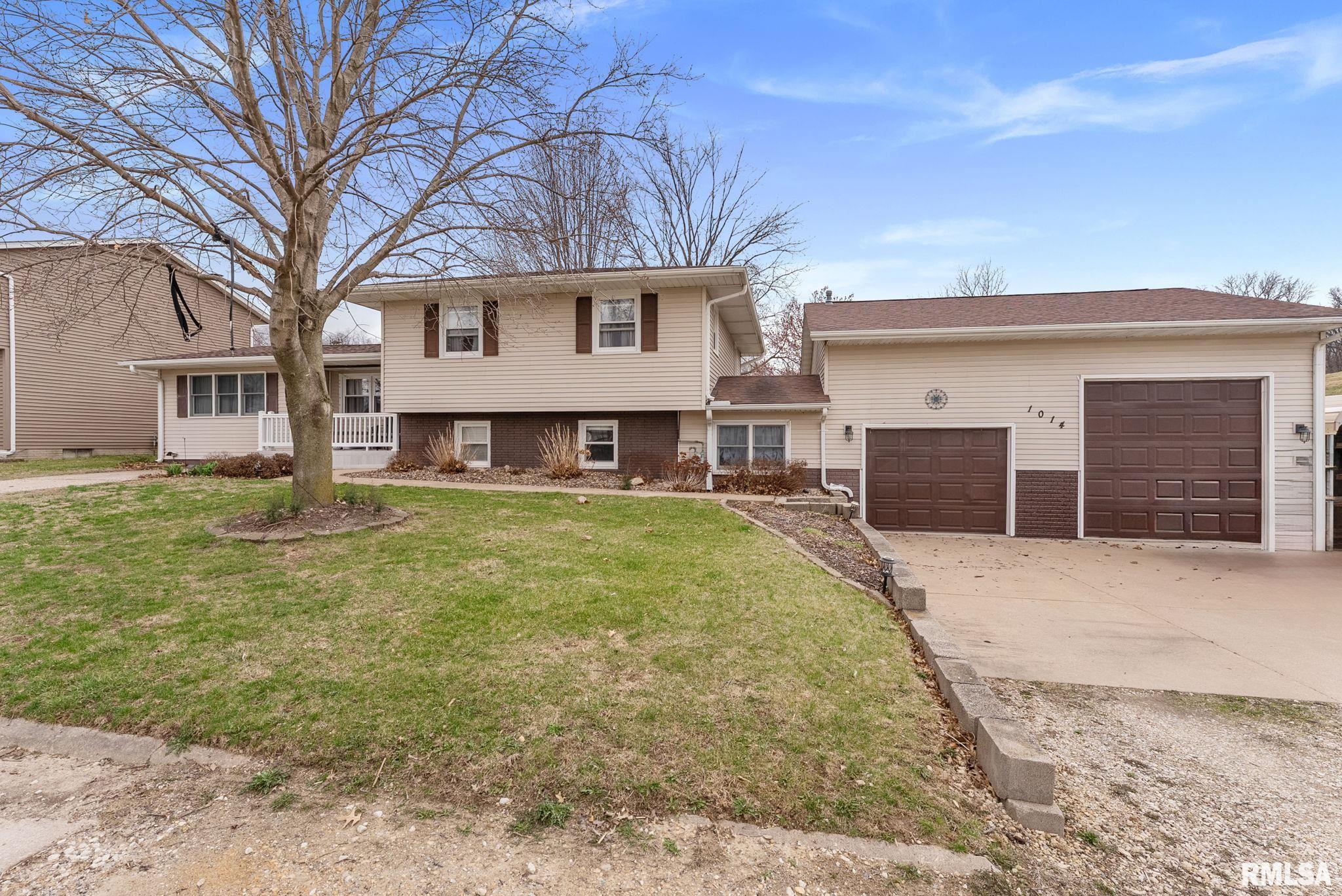 1014 3rd Street, Princeton, Iowa image 2