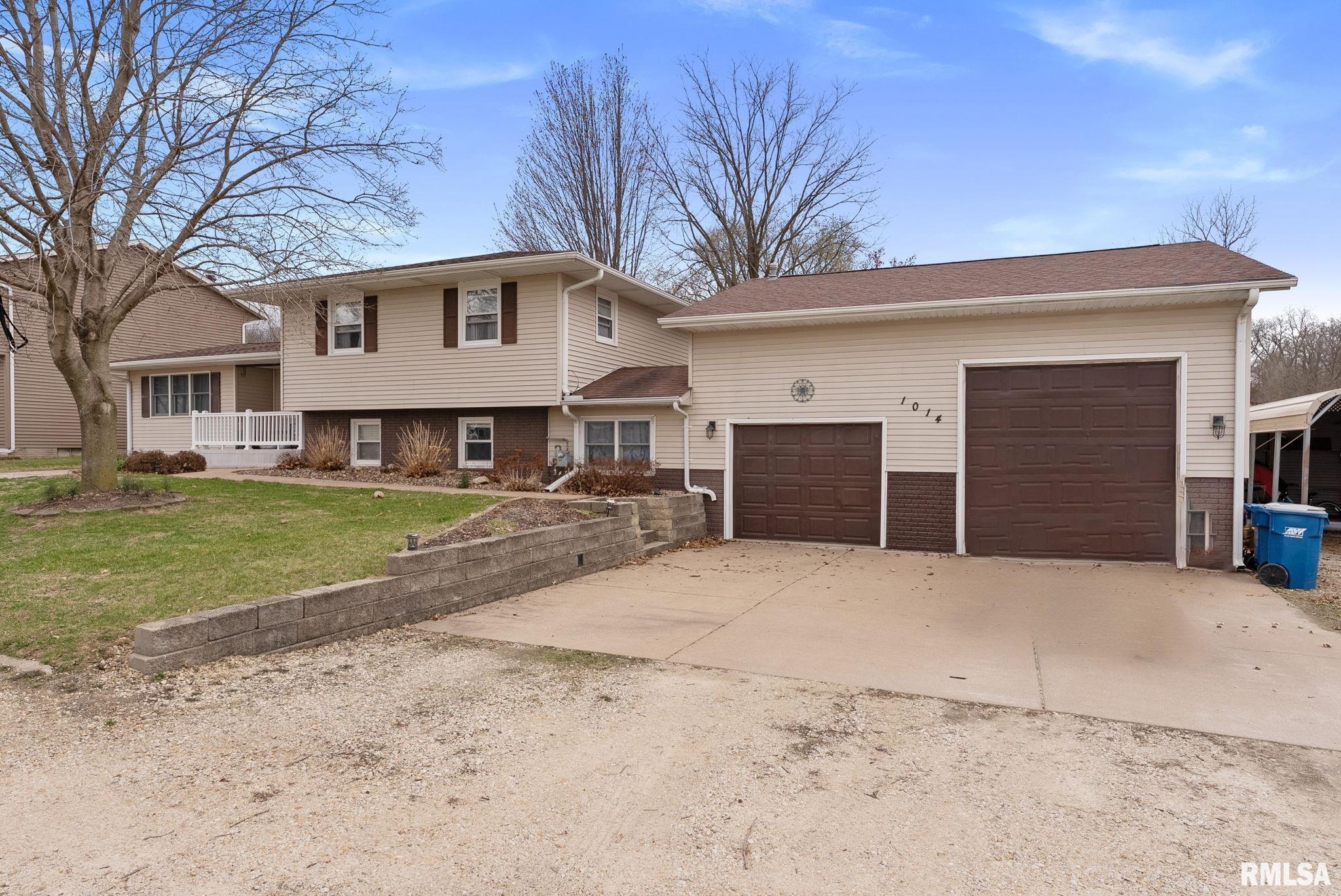 1014 3rd Street, Princeton, Iowa image 1