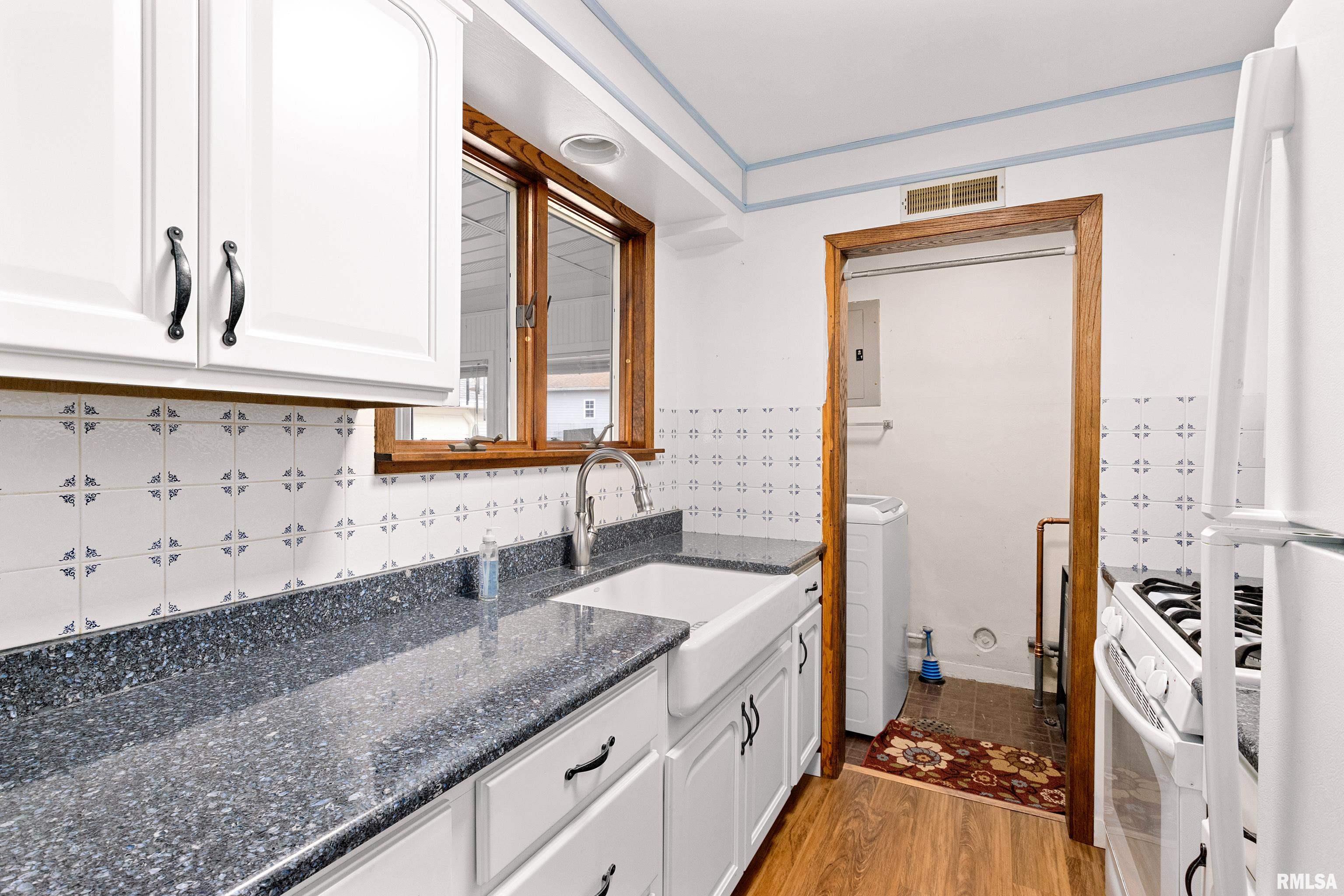 107 Berry Road, Marquette Heights, Illinois image 10