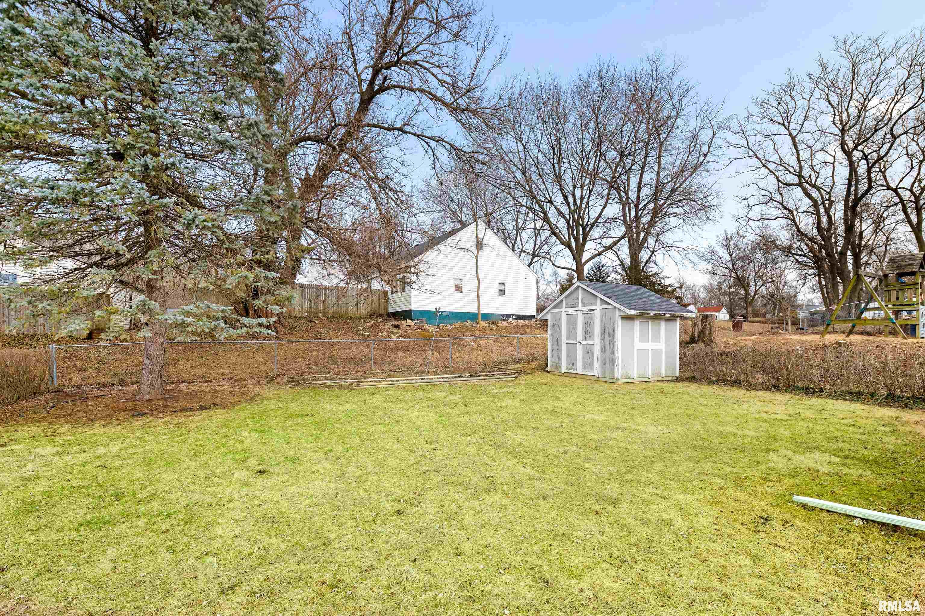 107 Berry Road, Marquette Heights, Illinois image 31