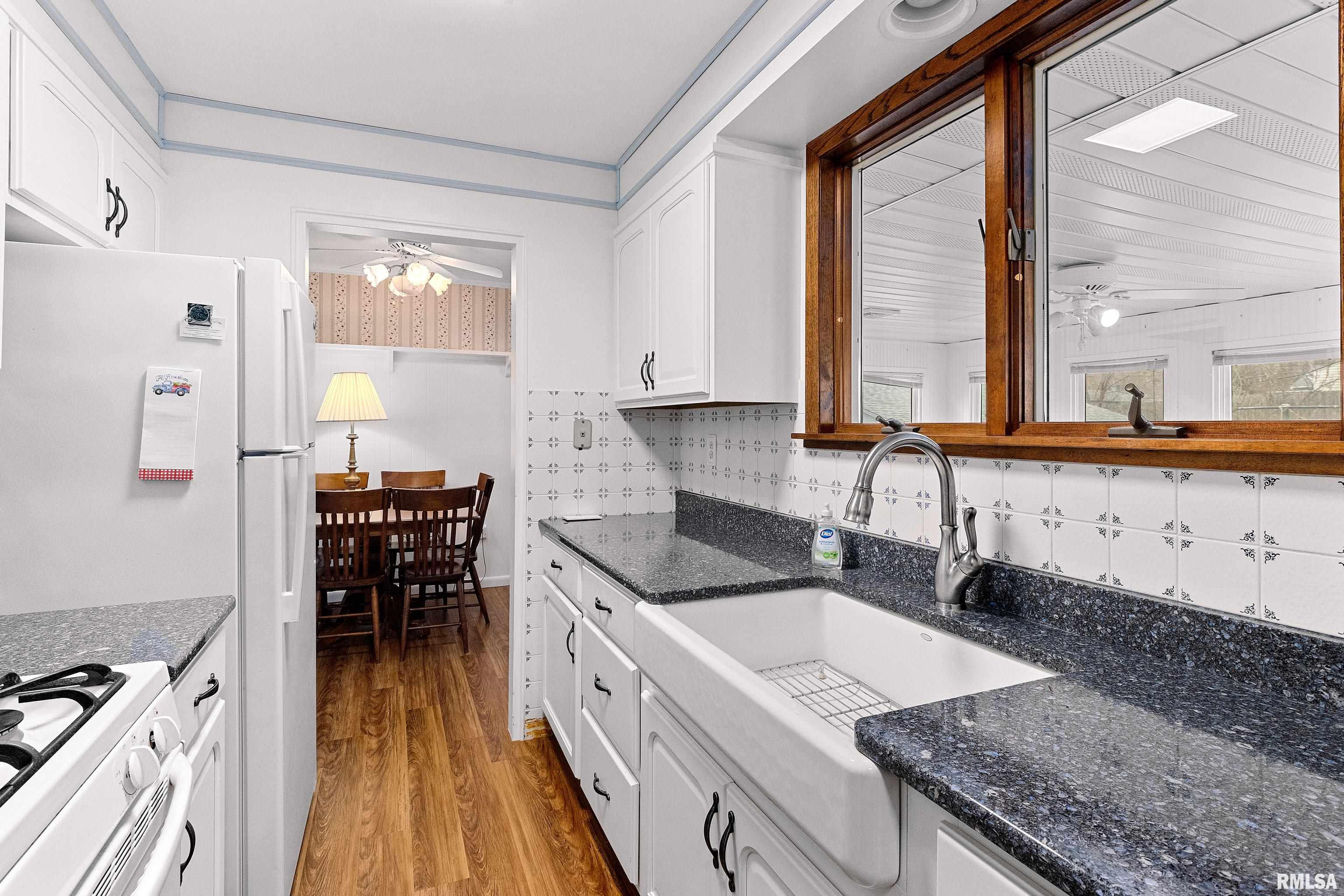 107 Berry Road, Marquette Heights, Illinois image 12