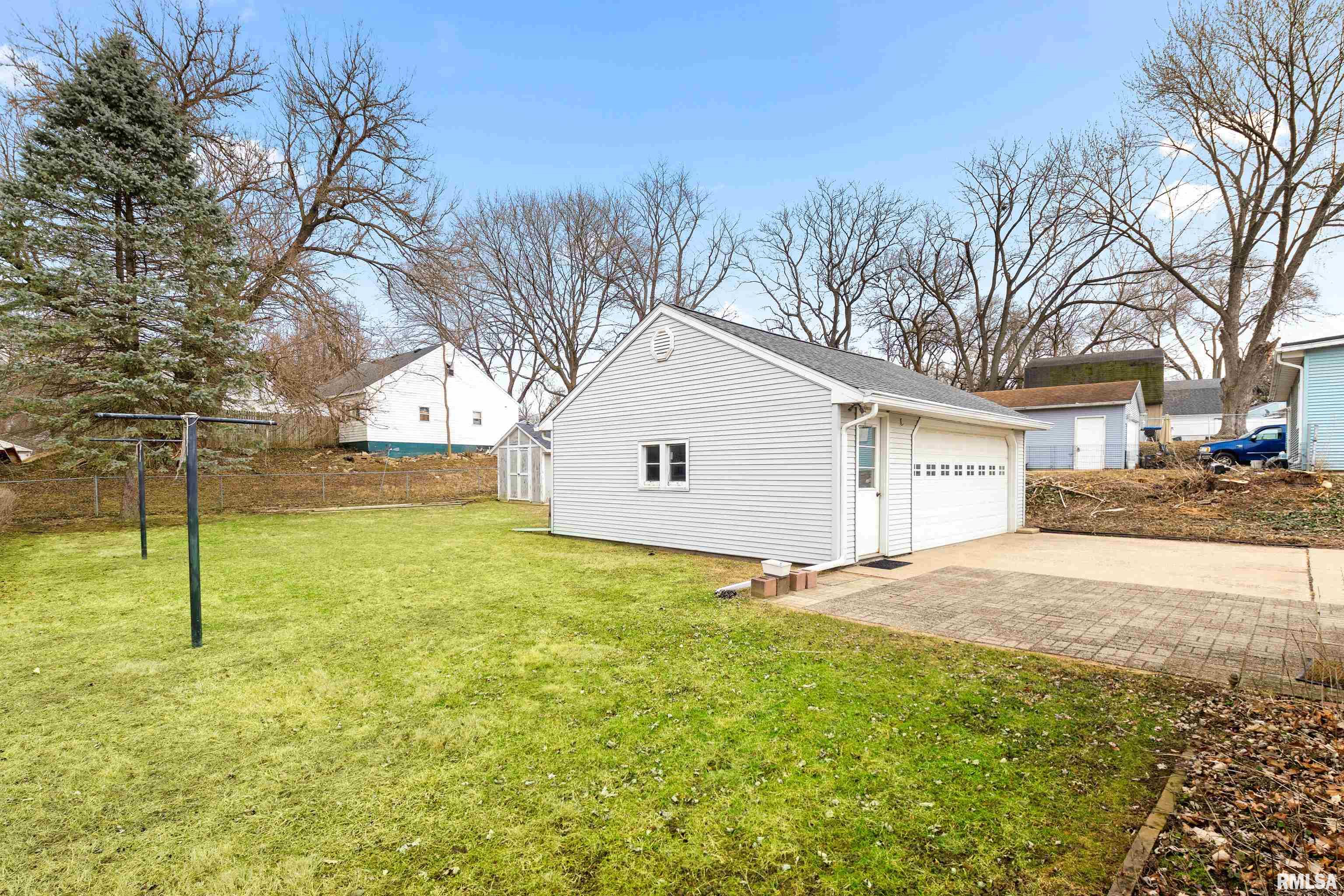 107 Berry Road, Marquette Heights, Illinois image 28