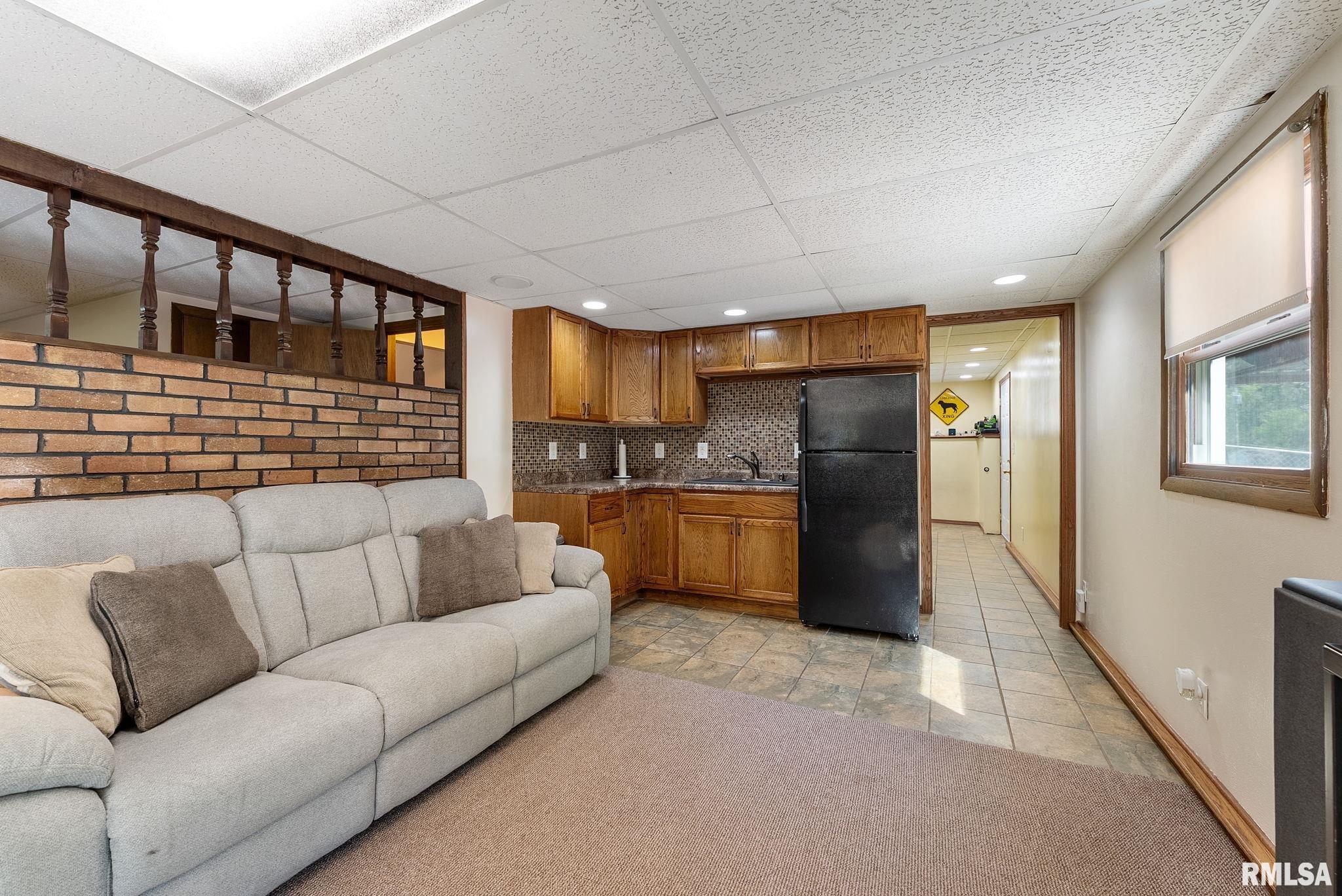 1219 8th Street Court, Hampton, Illinois image 17