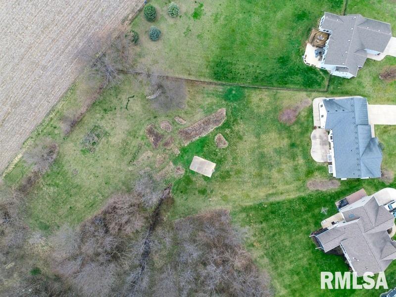 5823 Shawnee Drive, Davenport, Iowa image 41