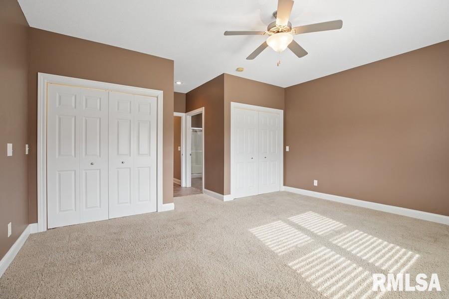 5823 Shawnee Drive, Davenport, Iowa image 25