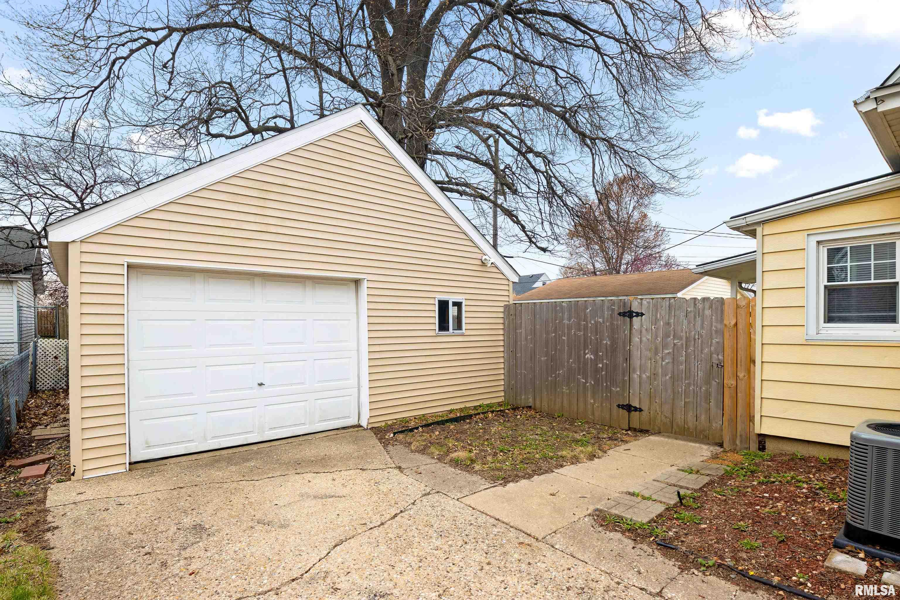 1422 W Forrest Hill Avenue, Peoria, Illinois image 35