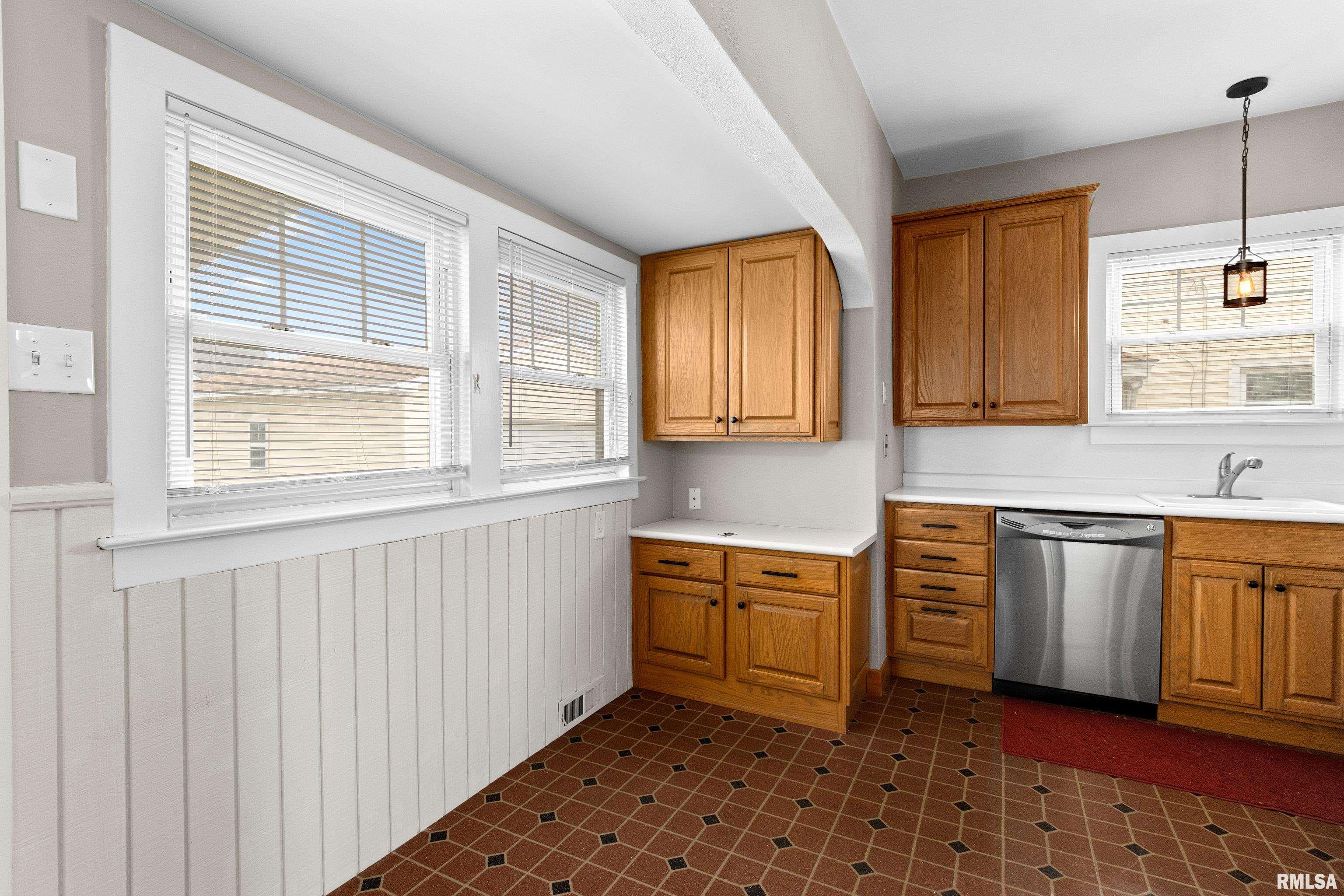 1422 W Forrest Hill Avenue, Peoria, Illinois image 18
