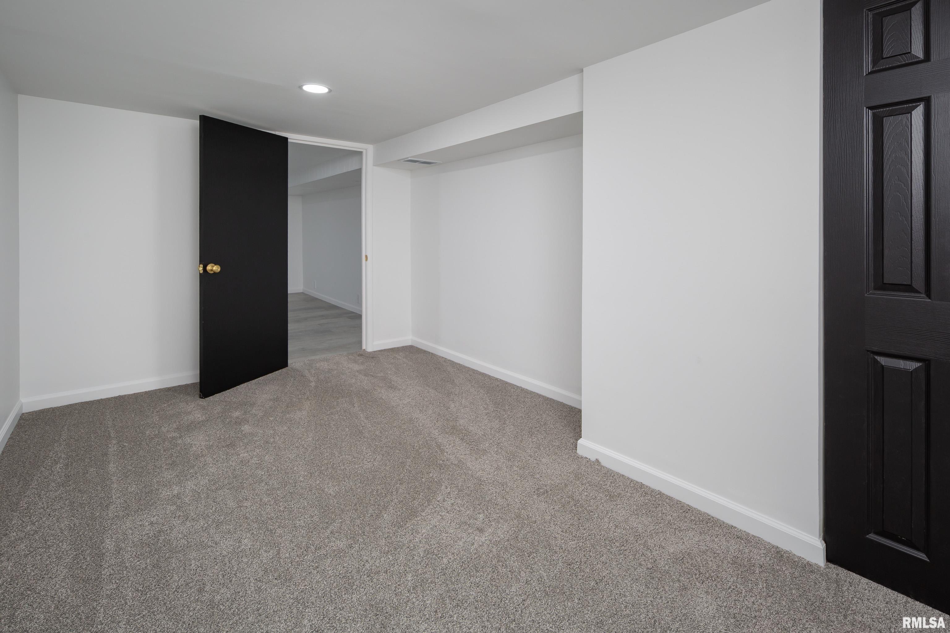 1116 34th Avenue Court, East Moline, Illinois image 24