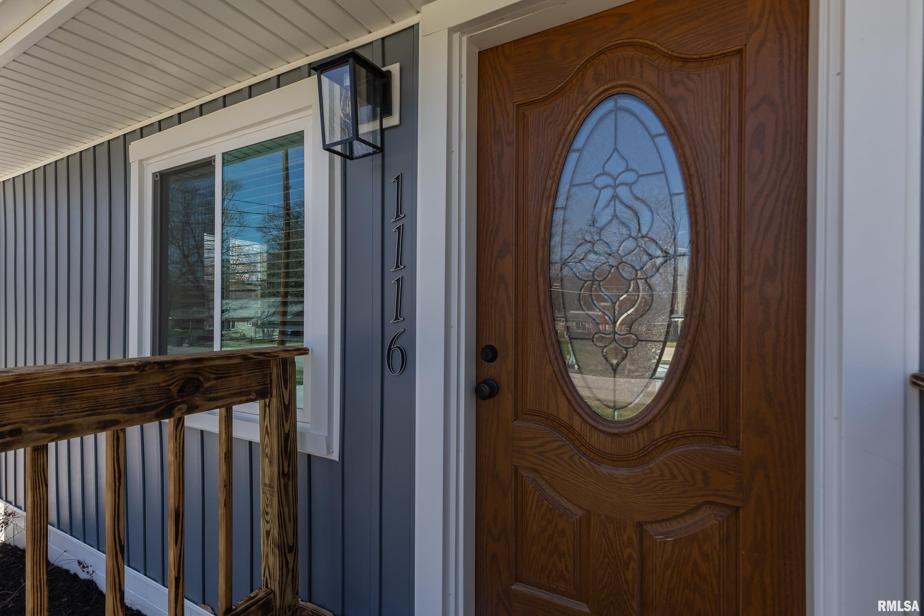 1116 34th Avenue Court, East Moline, Illinois image 3