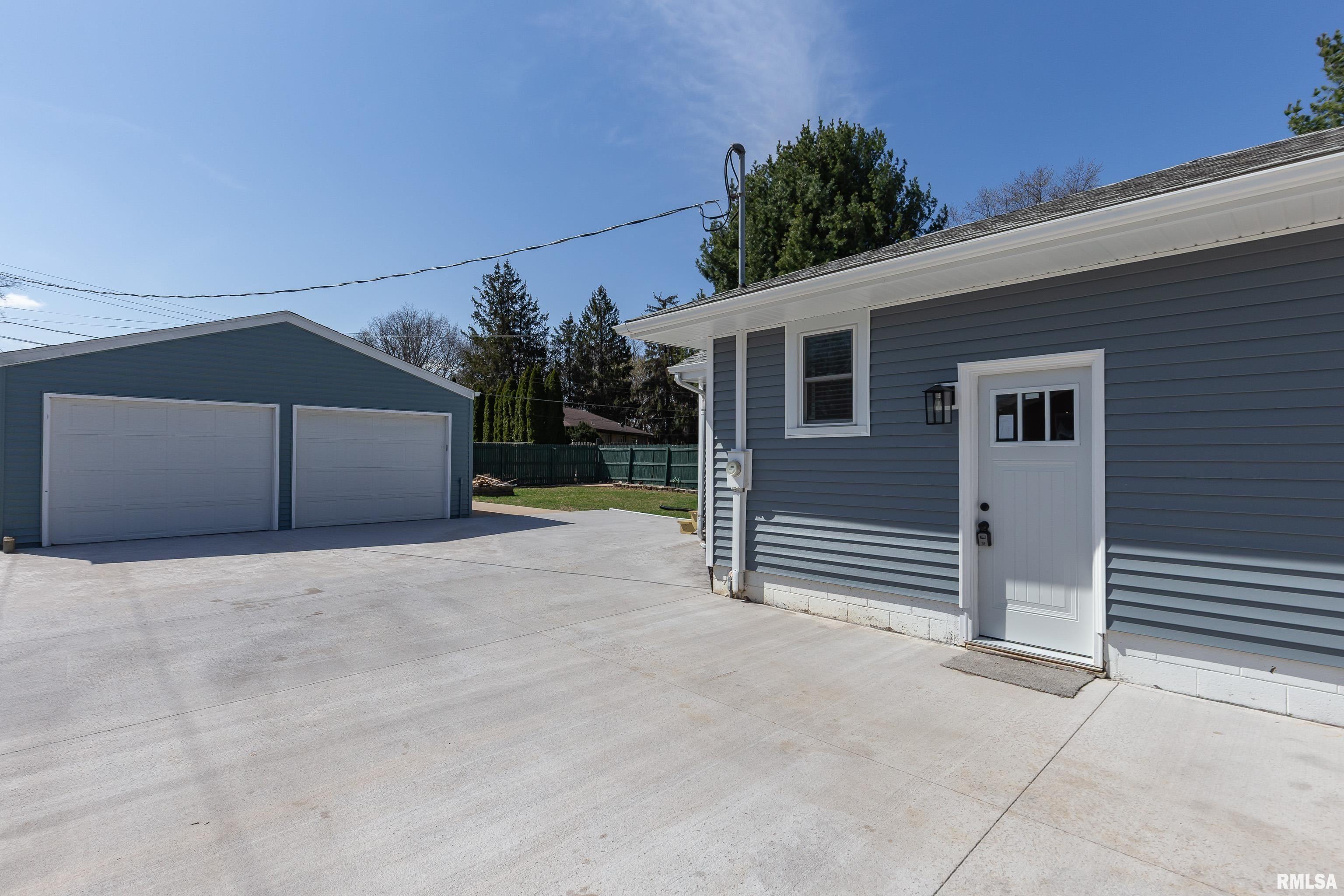 1116 34th Avenue Court, East Moline, Illinois image 32