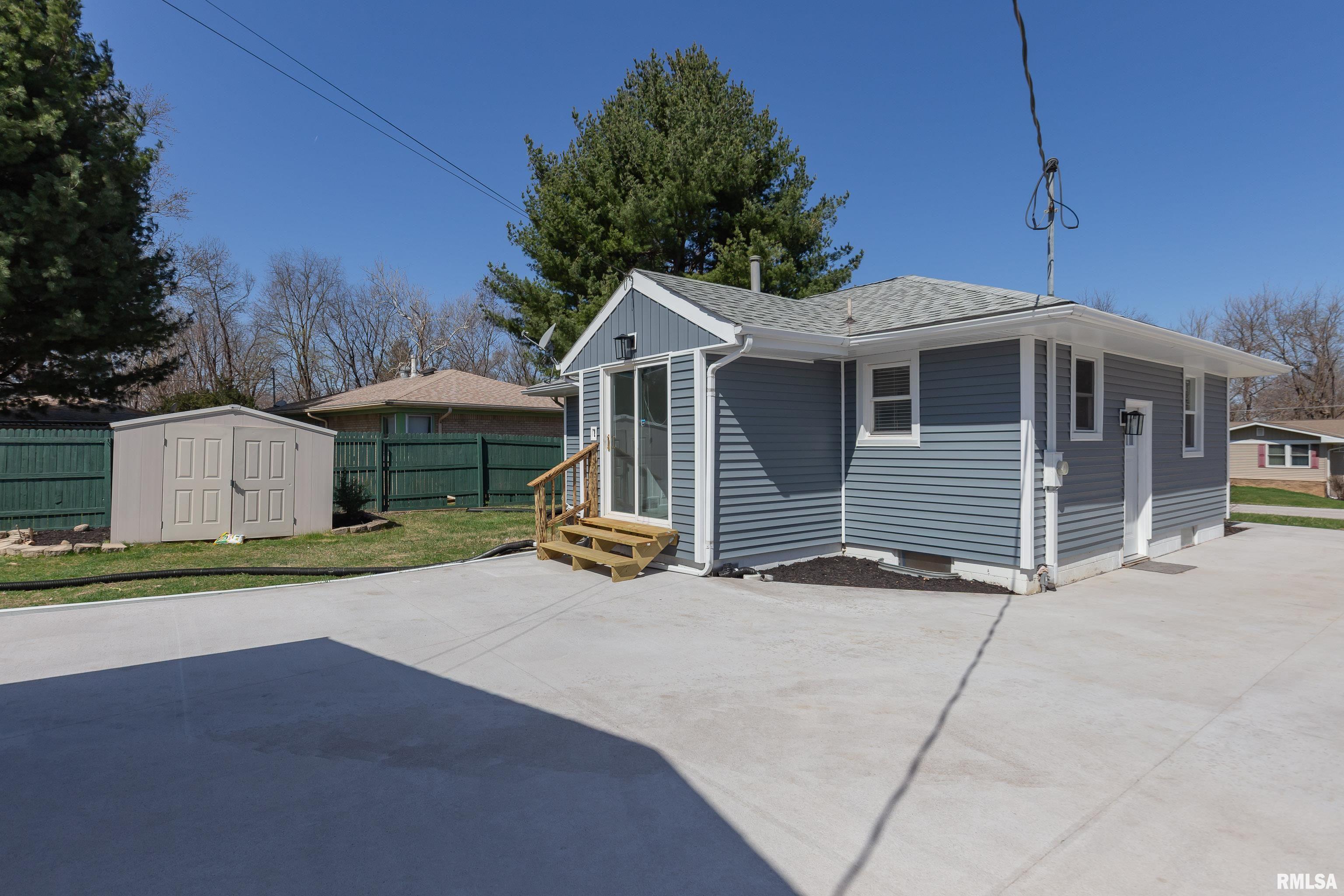 1116 34th Avenue Court, East Moline, Illinois image 33
