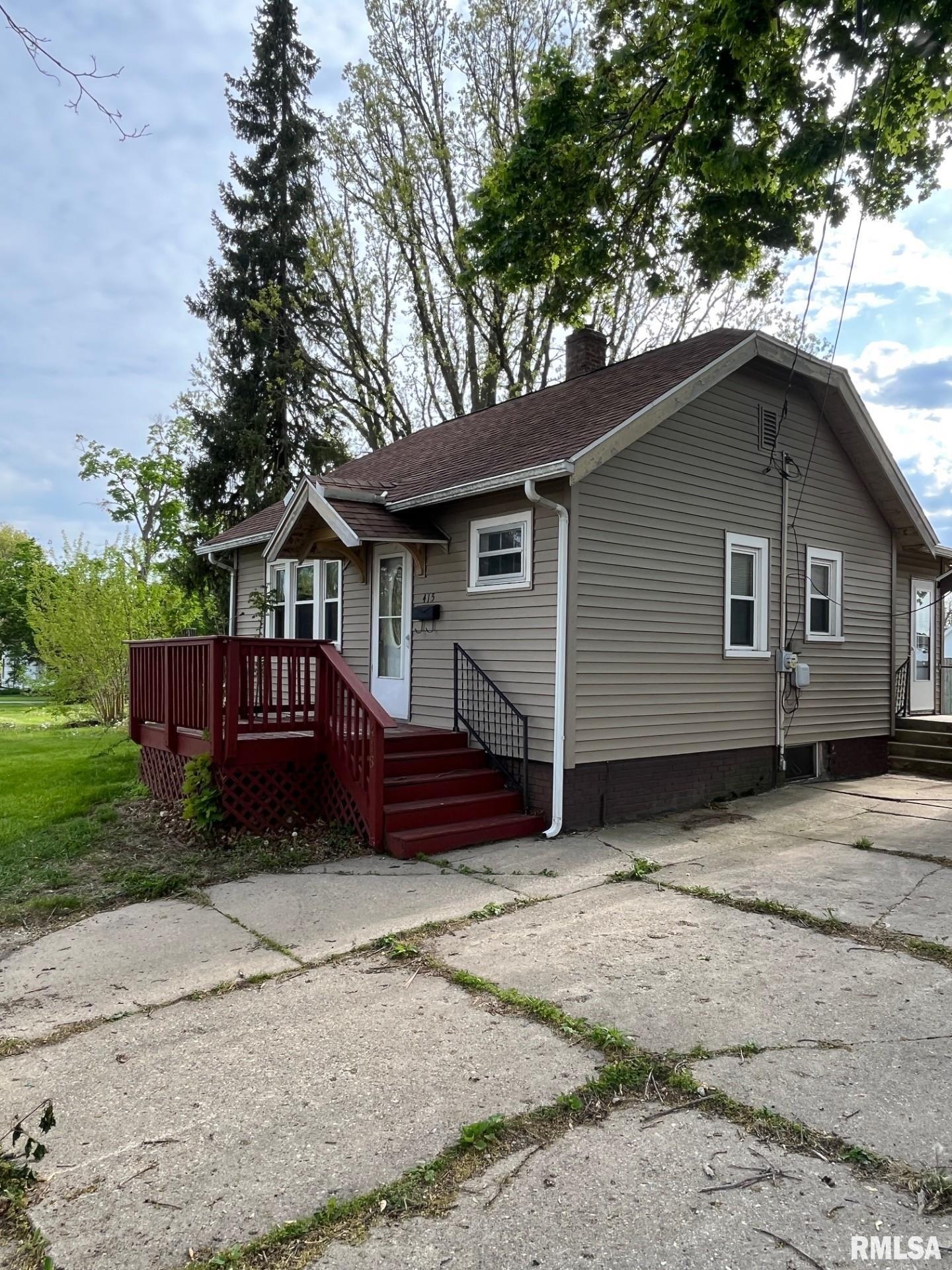 415 S Adams Street, Kewanee, Illinois image 3