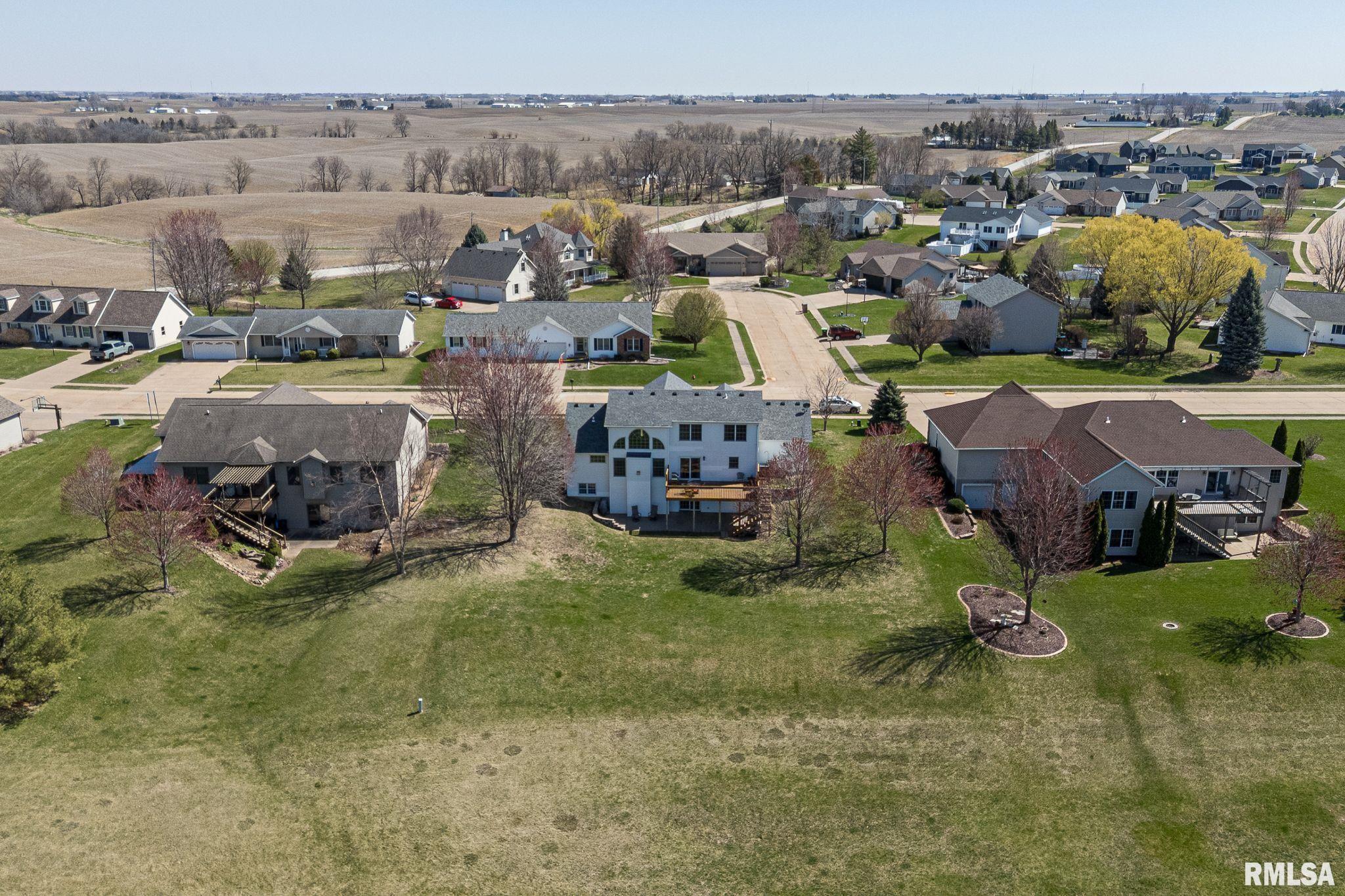 12 Douglas Way, Eldridge, Iowa image 46