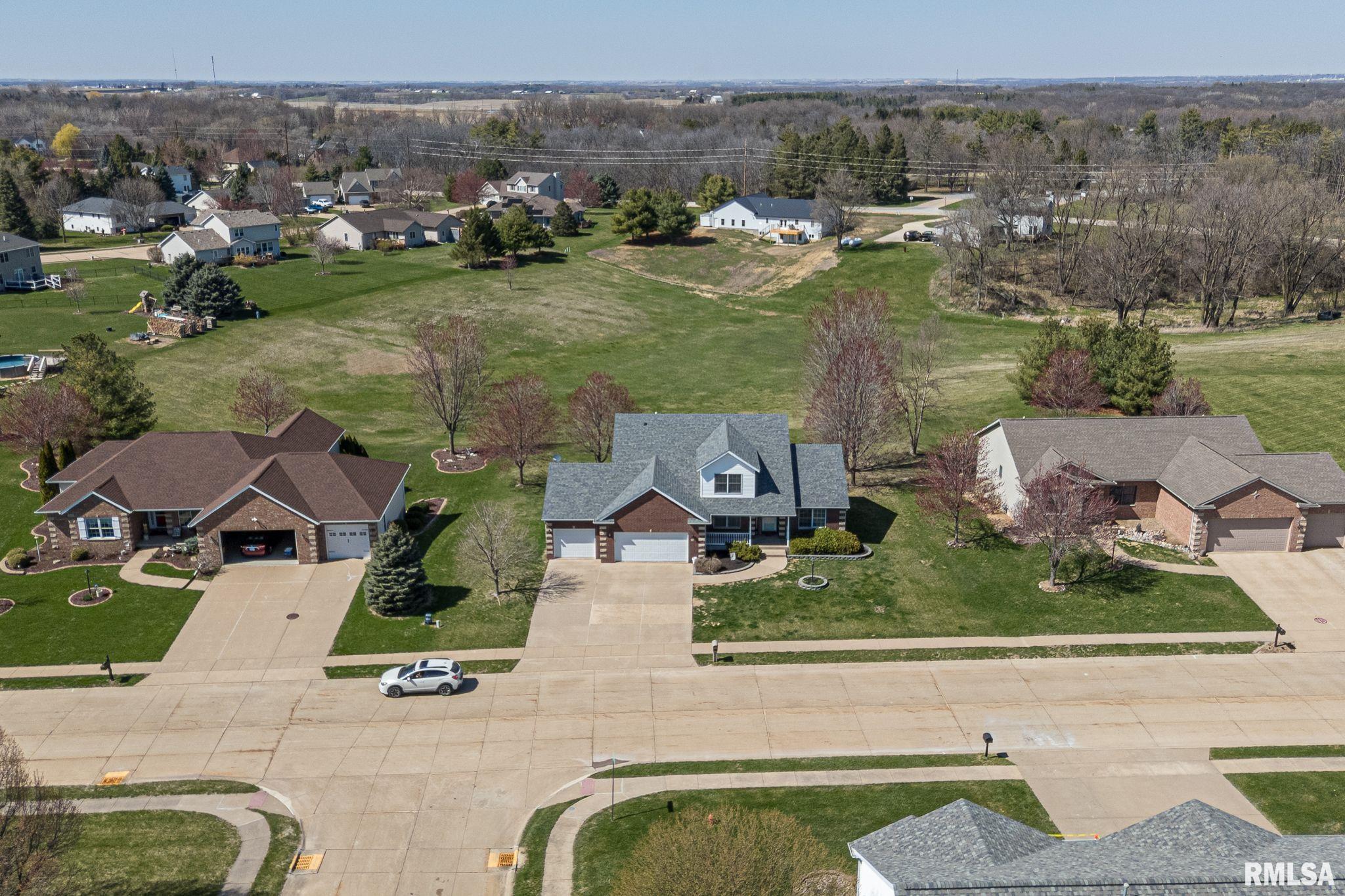 12 Douglas Way, Eldridge, Iowa image 47