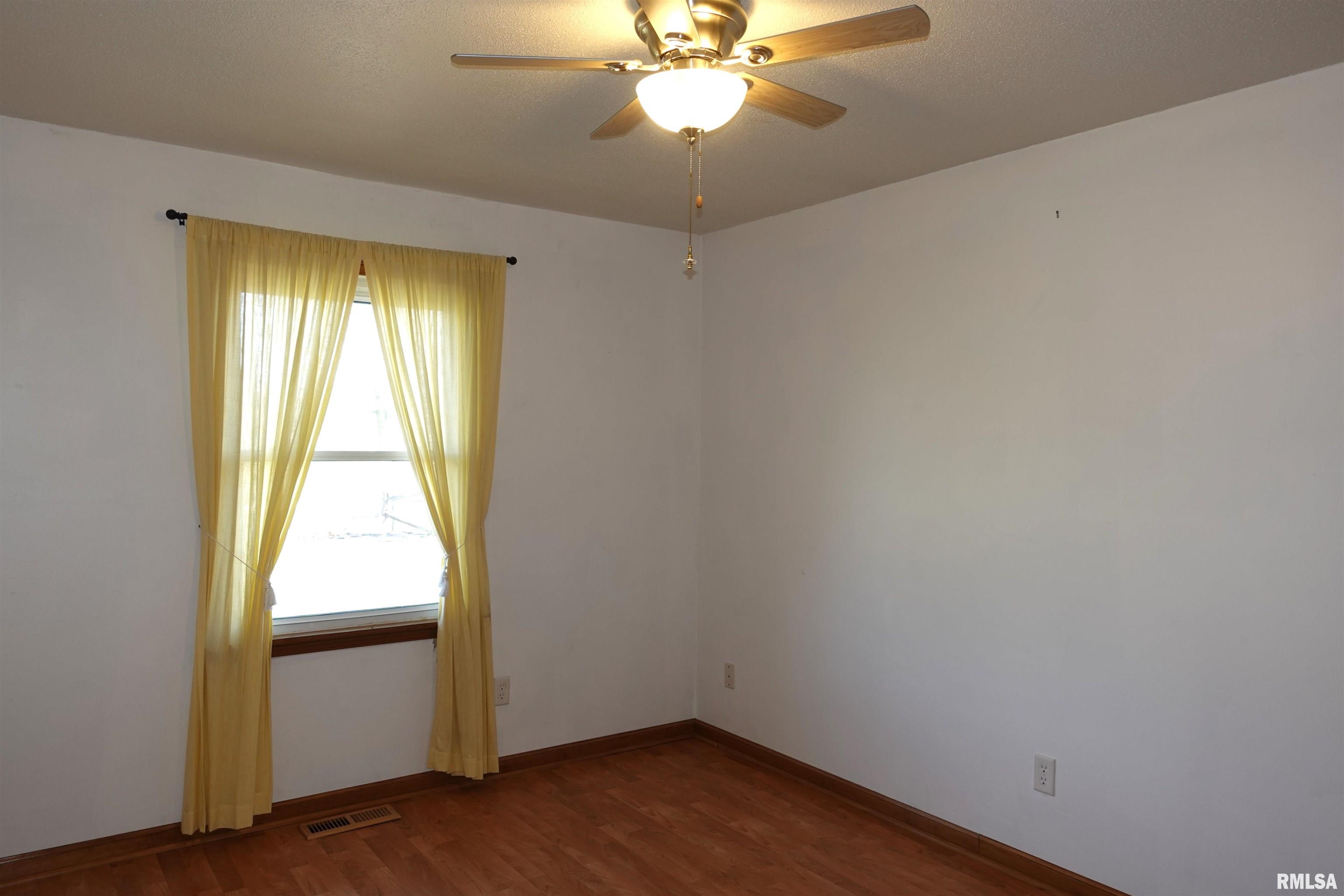2078 Knox Highway 1, Galesburg, Illinois image 32